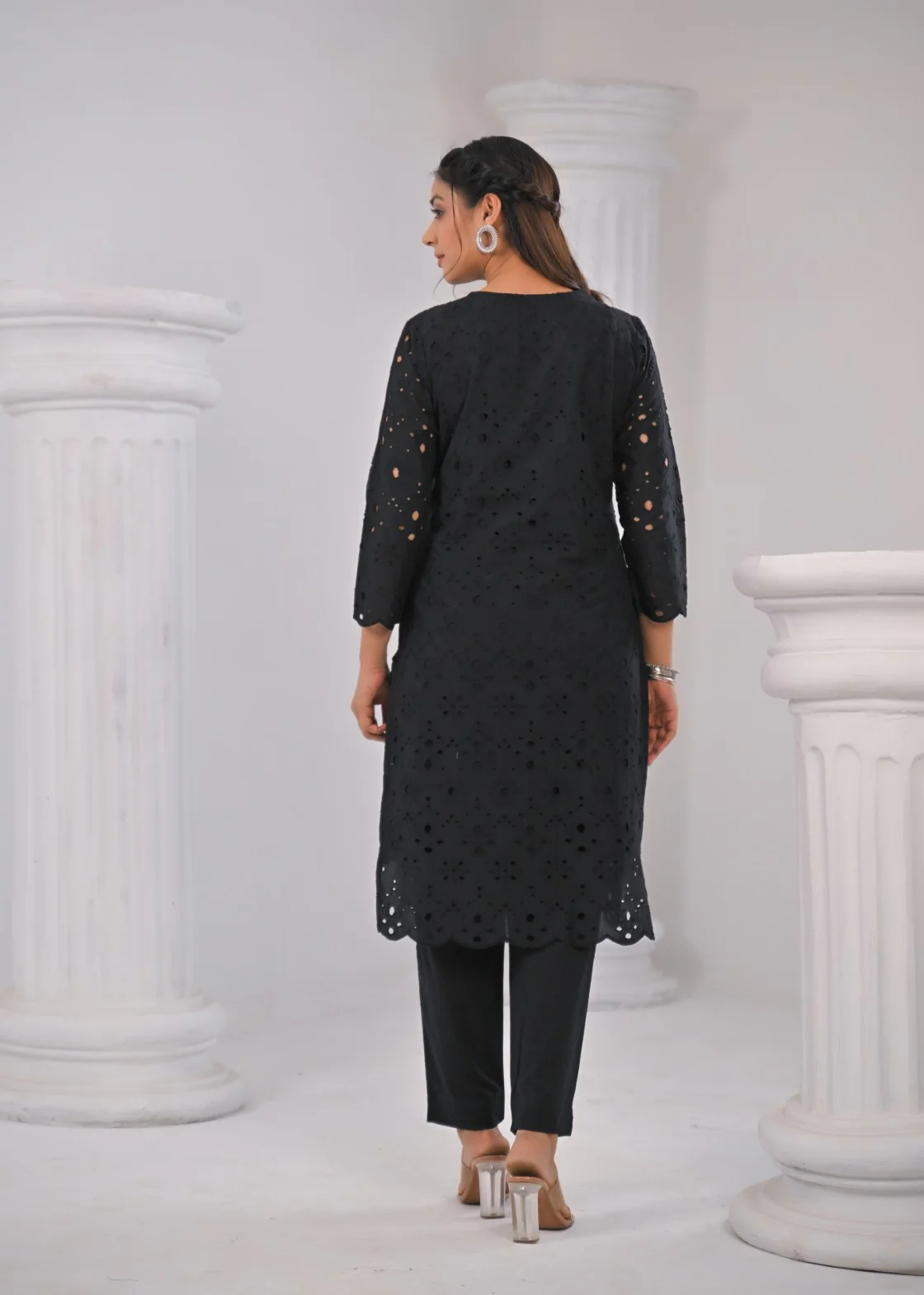 LIPIKA ONYX SCHIFFLI COTTON CO-ORD SET - Image 21