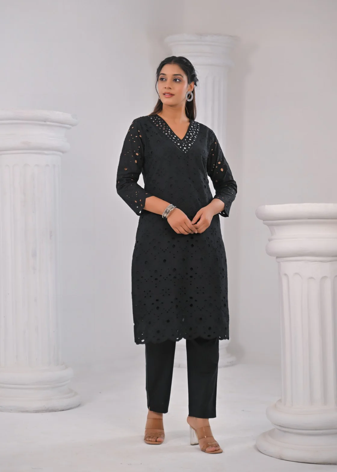 LIPIKA ONYX SCHIFFLI COTTON CO-ORD SET - Image 24