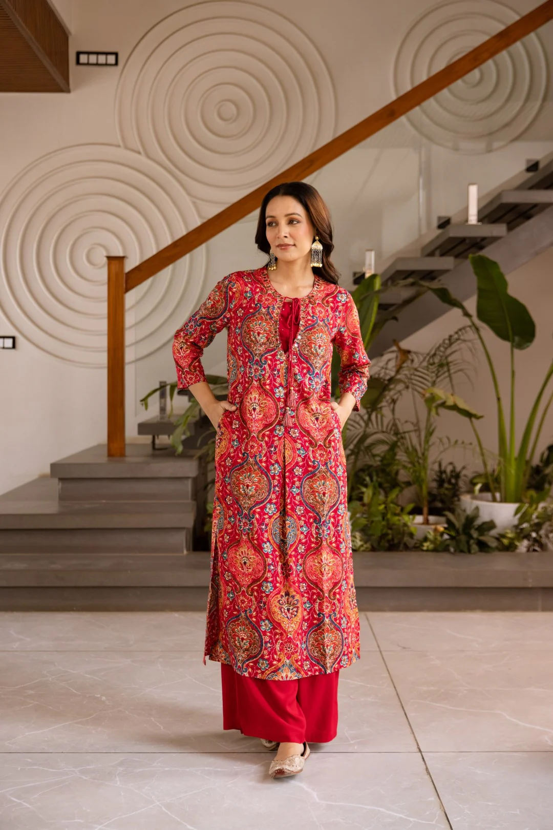 Sonpal Vibrant printed kurta pant set - Image 4
