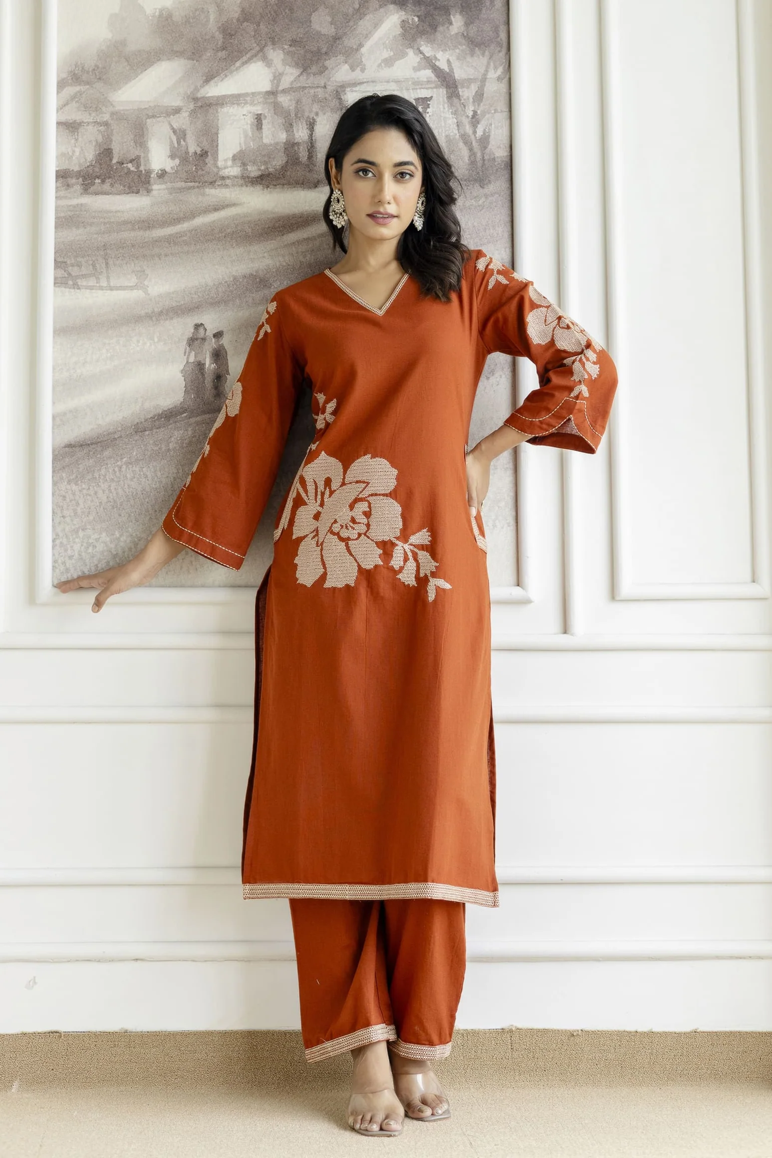 Samiha Sienna Embroidered Kurta Pant Set - Image 3