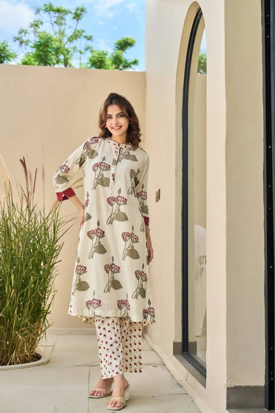 Tatva Cream cotton kurta pant set - Image 4