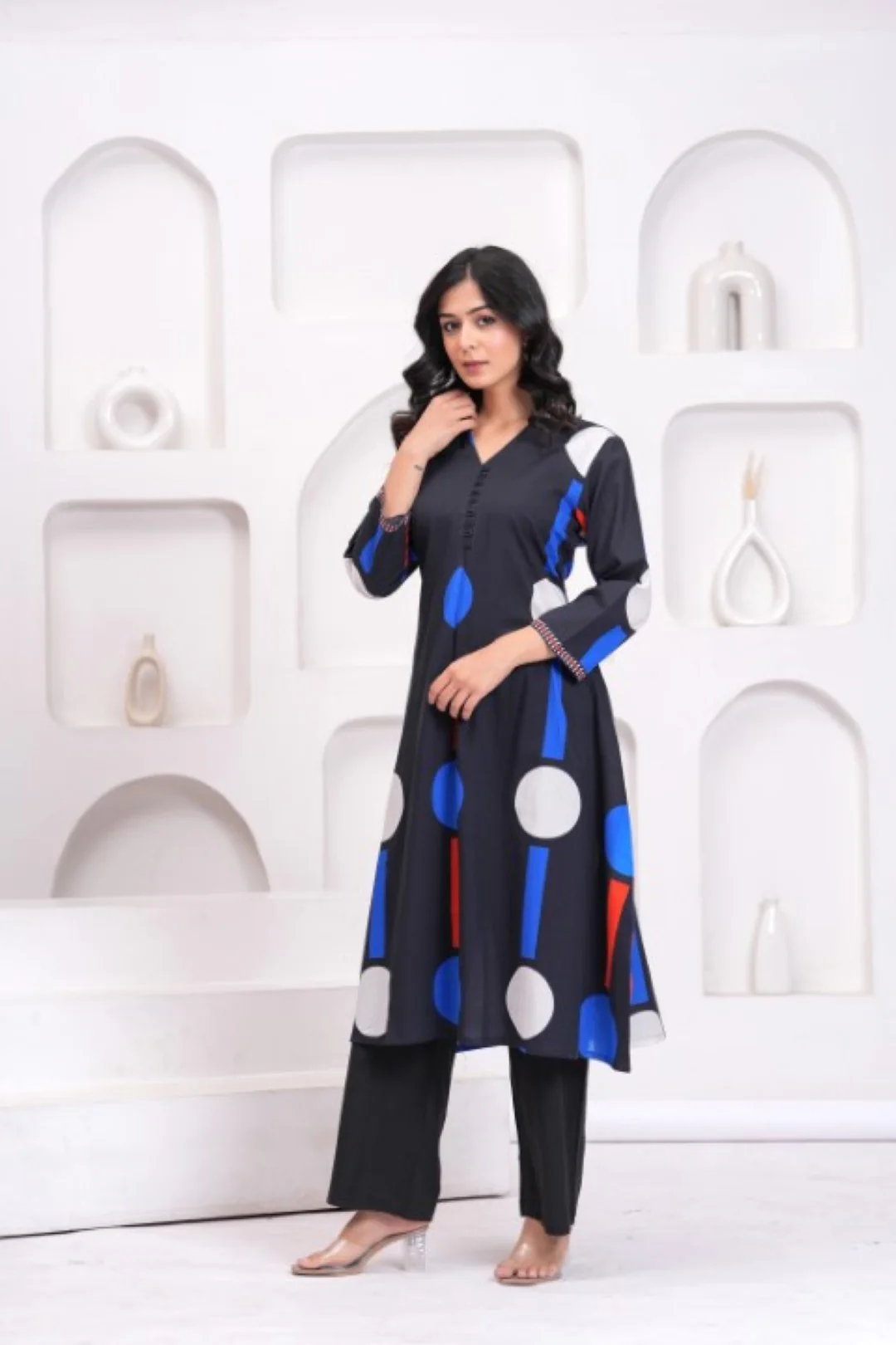Maurya ebony Cotton Printed Kurta Pant Set - Image 4
