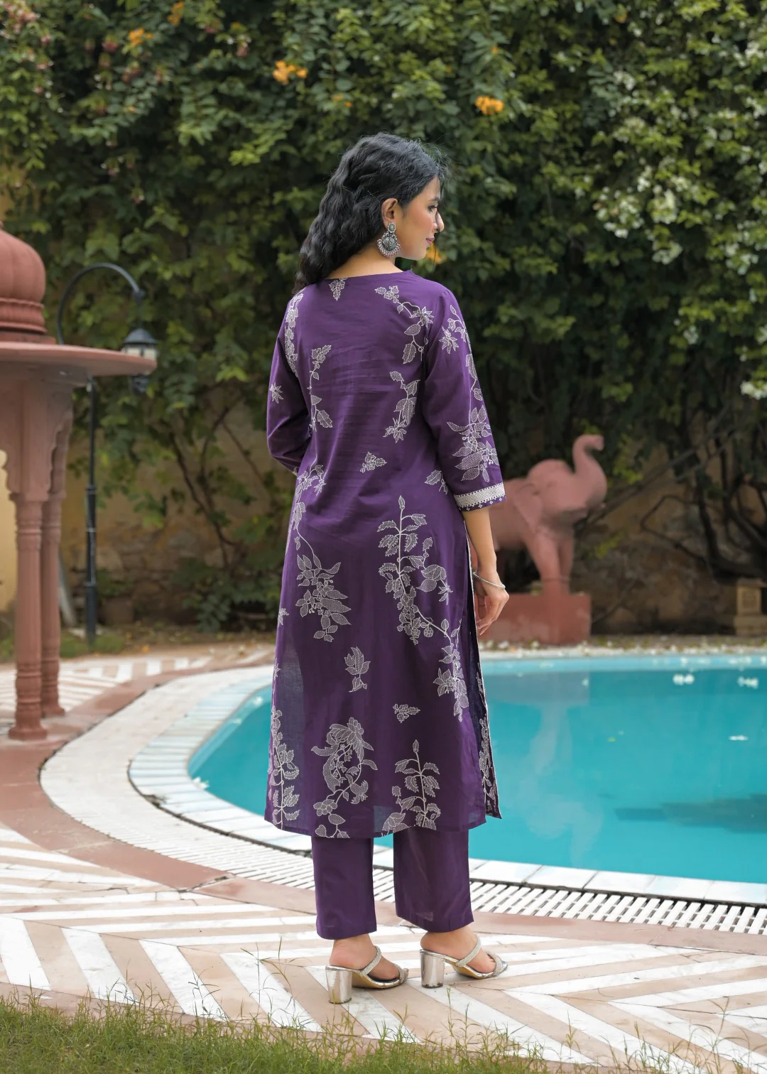 Vastu Thistle embrodiery Cotton Suit set - Image 3