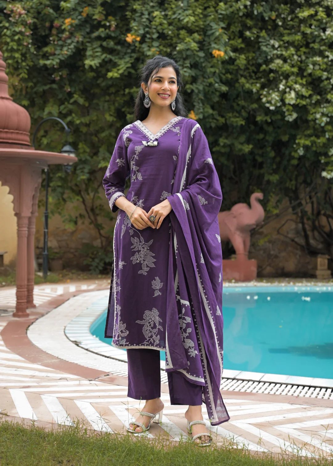 Vastu Thistle embrodiery Cotton Suit set - Image 5