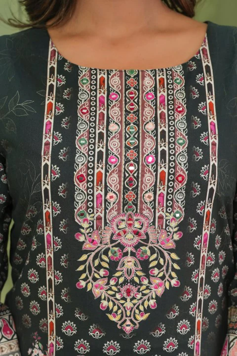 Brishti Onyx Printed Work Suit Set - Image 4