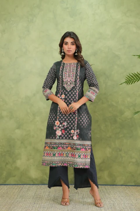 Brishti Onyx Printed Work Suit Set - Image 6