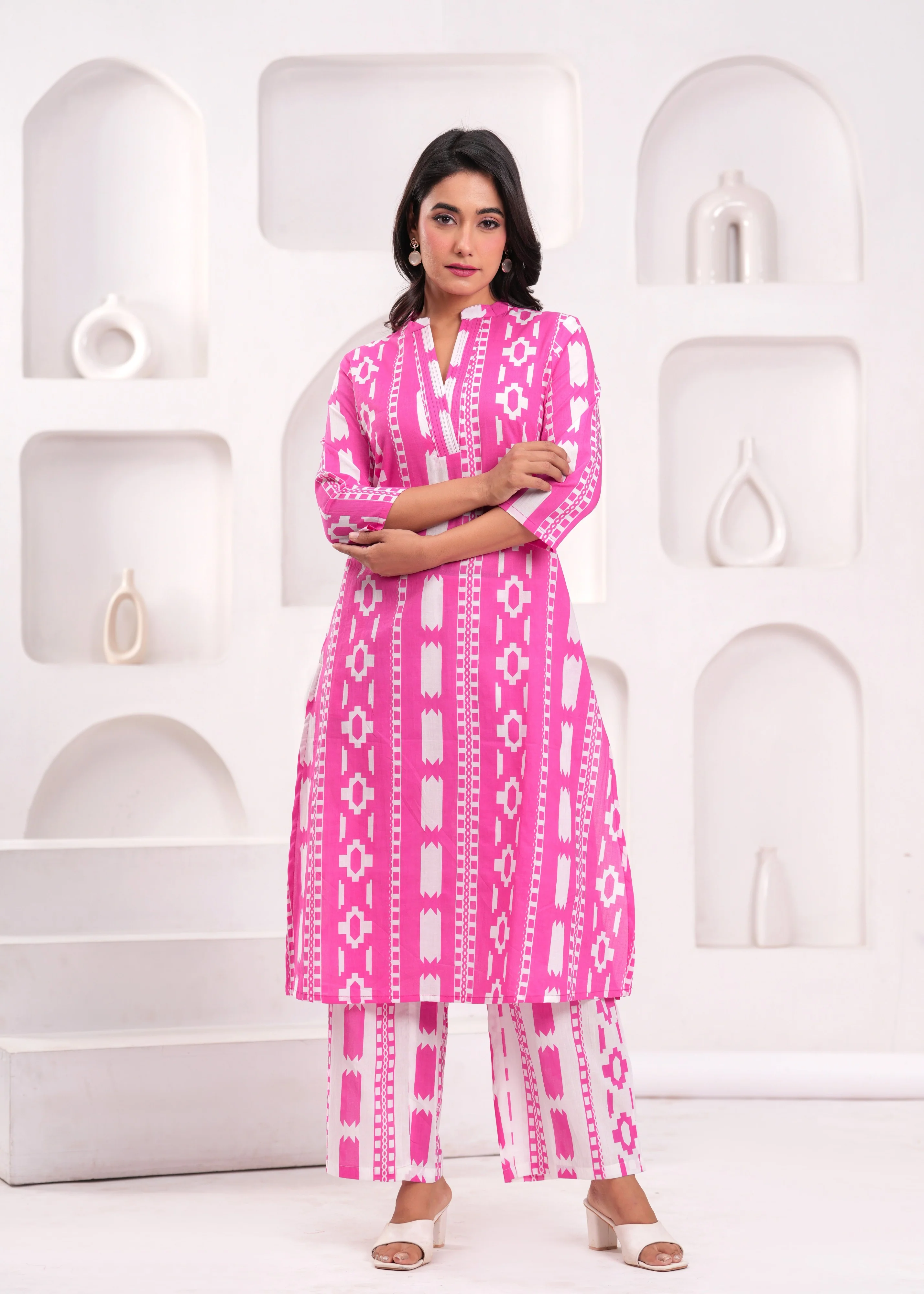 Maurya Softpink Printed Kurta Pant Set - Image 6