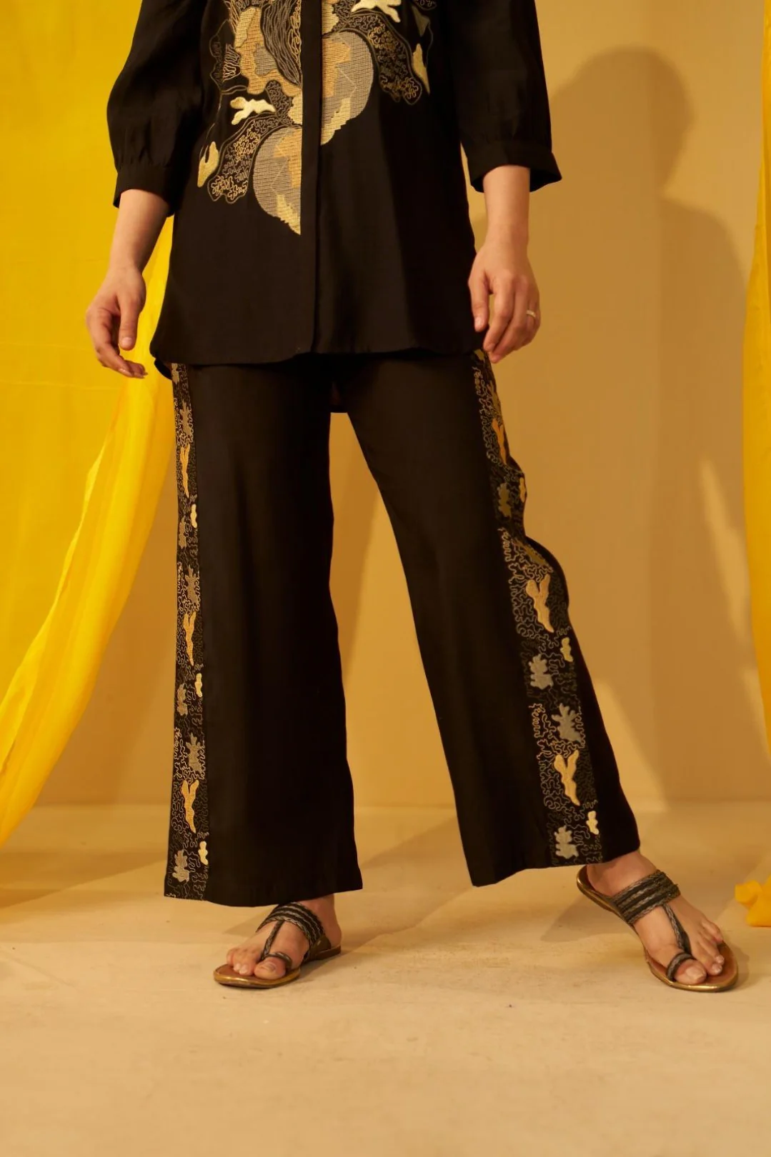 Tisca sable embroidery co-ord set - Image 5
