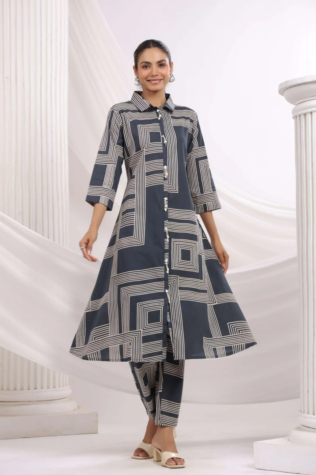 Sargi Indi Kurta Pant Set - Image 4