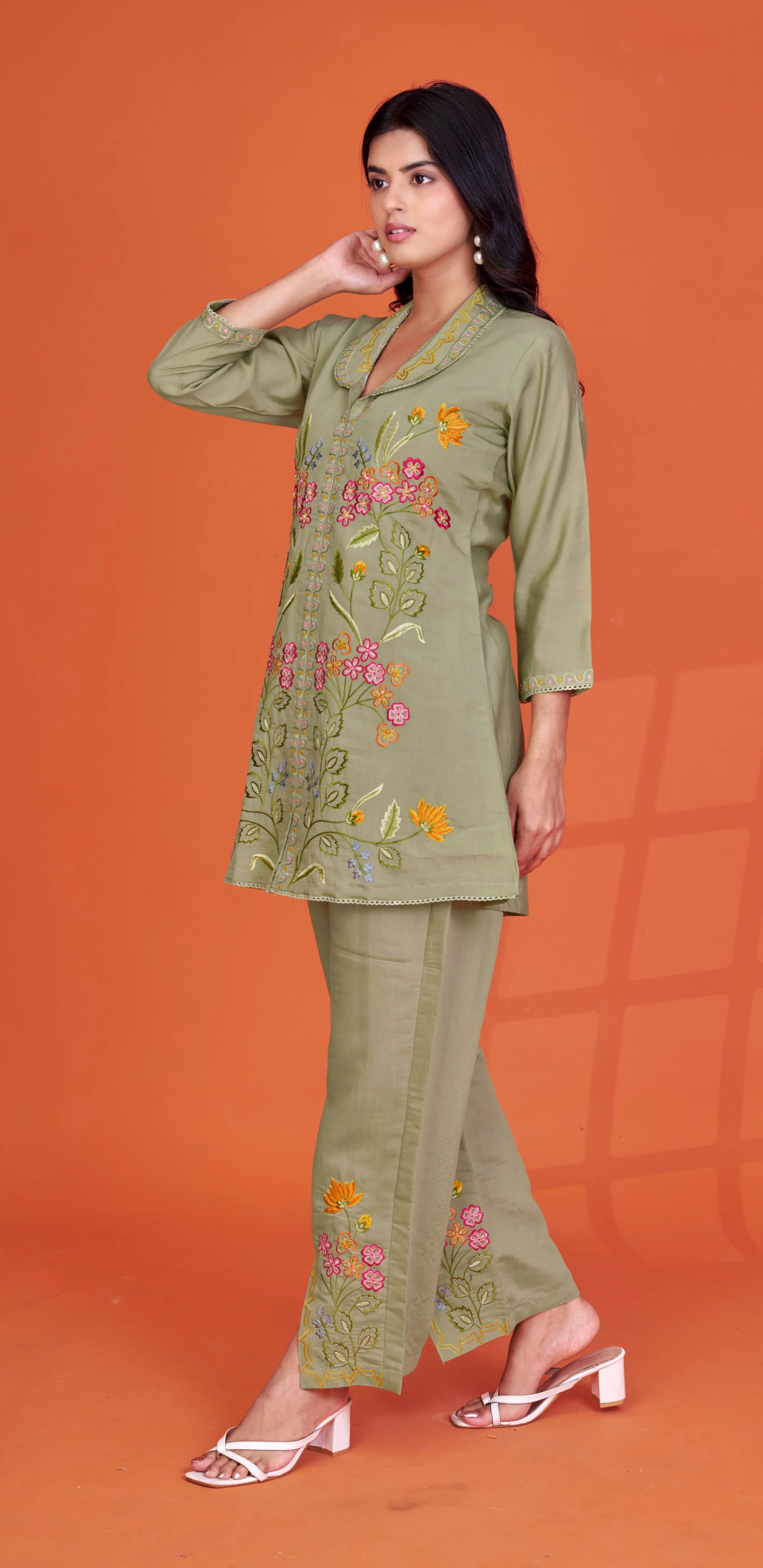 Darika Sage embroidery co-ord set - Image 4