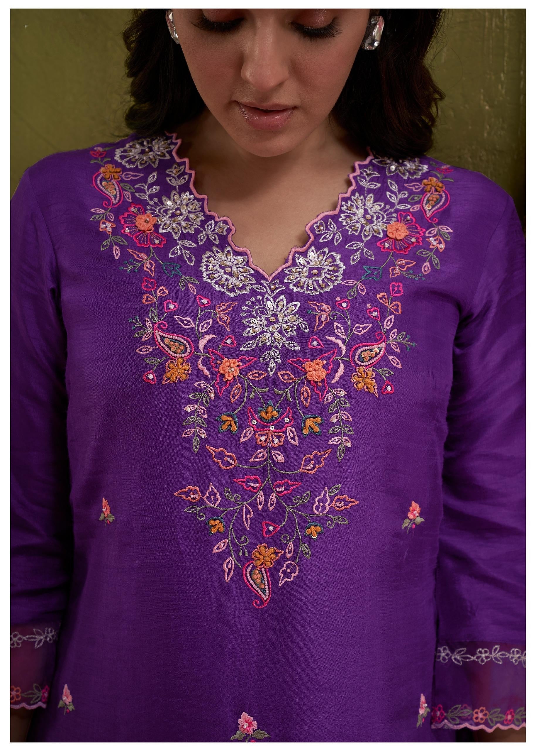 Ira Eminence Embroidered Suit Set - Image 4