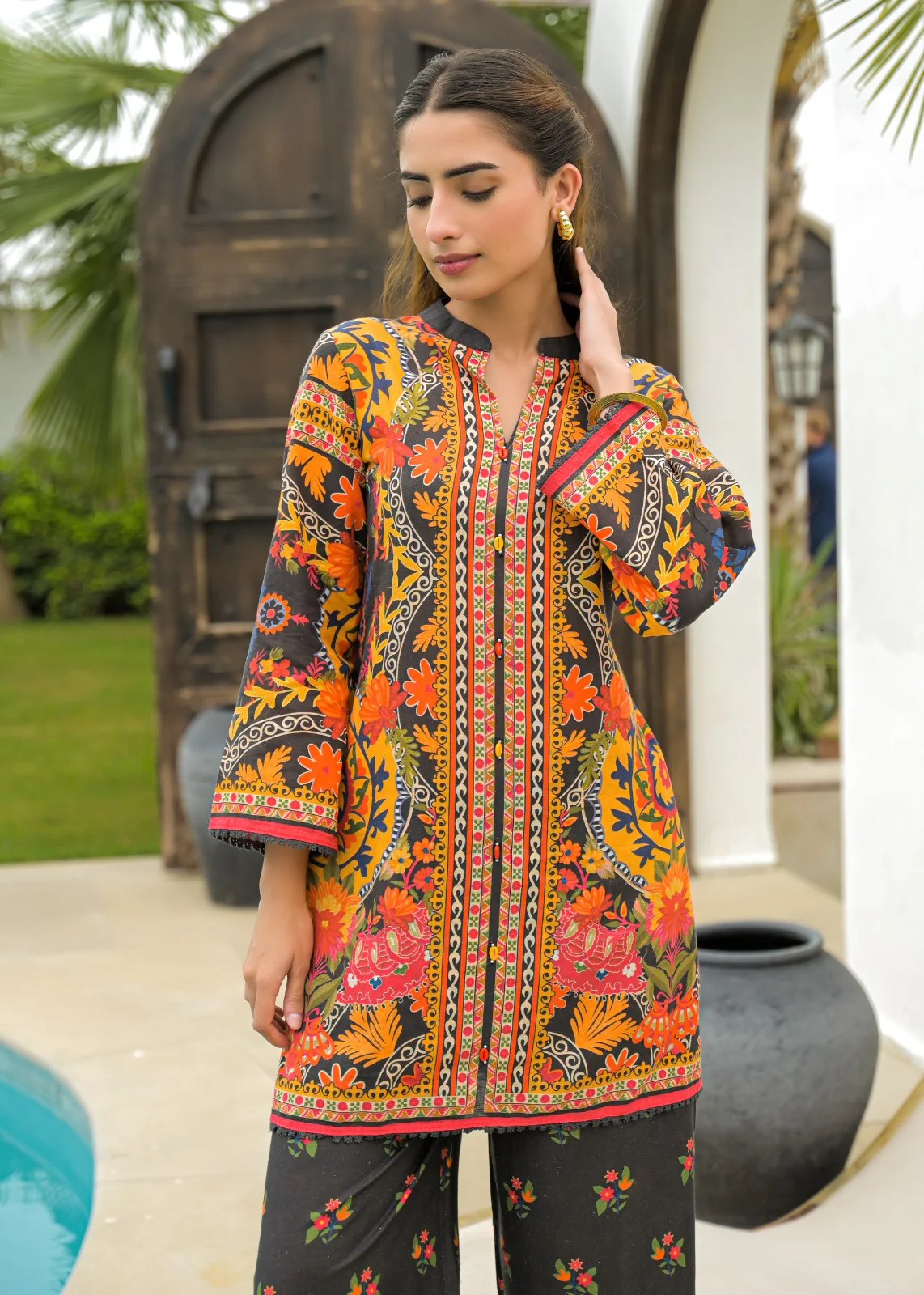 Pavitra Ebony co-ord Set - Image 2