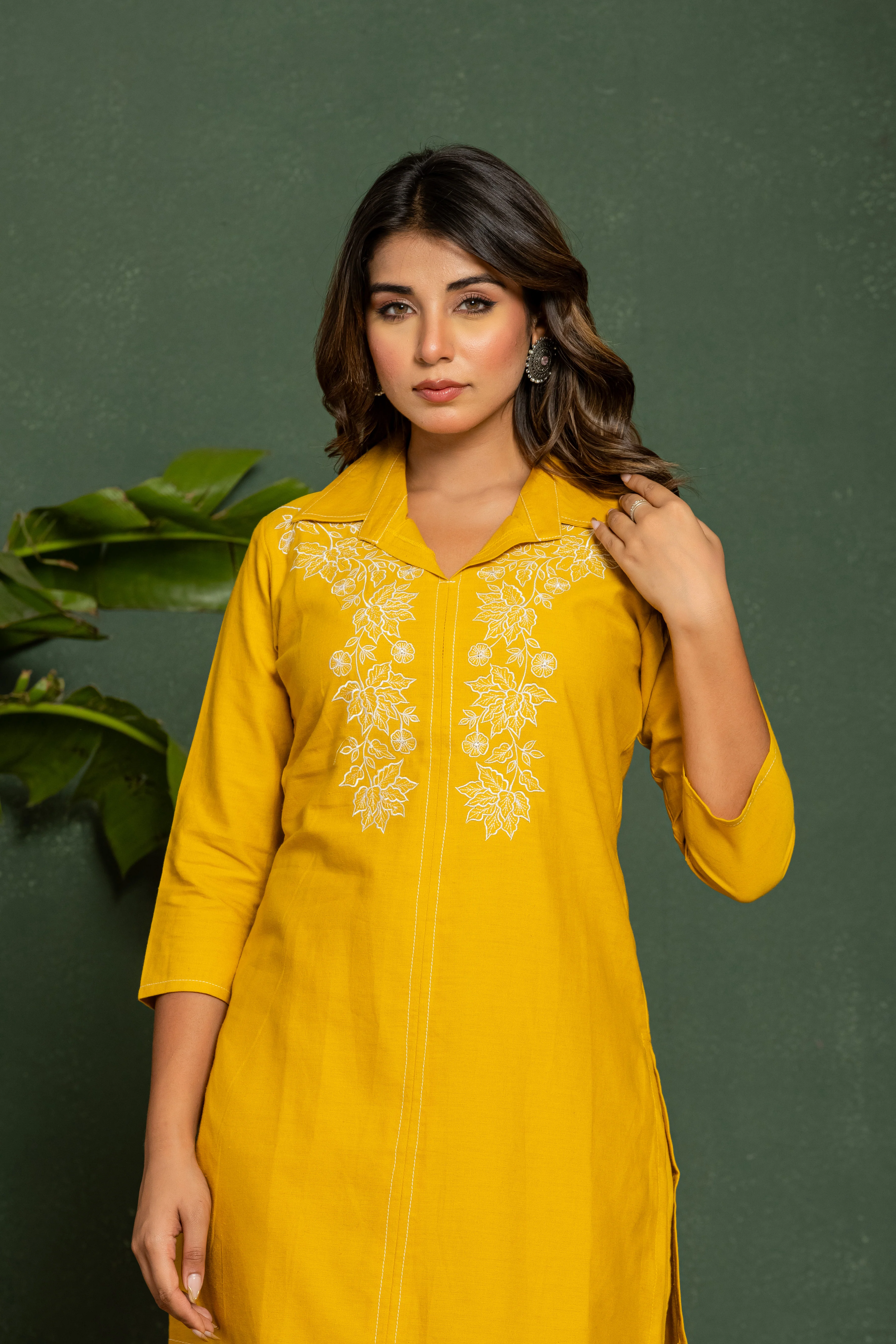 Bhavna Amber Embroidered Co-ord Set - Image 2