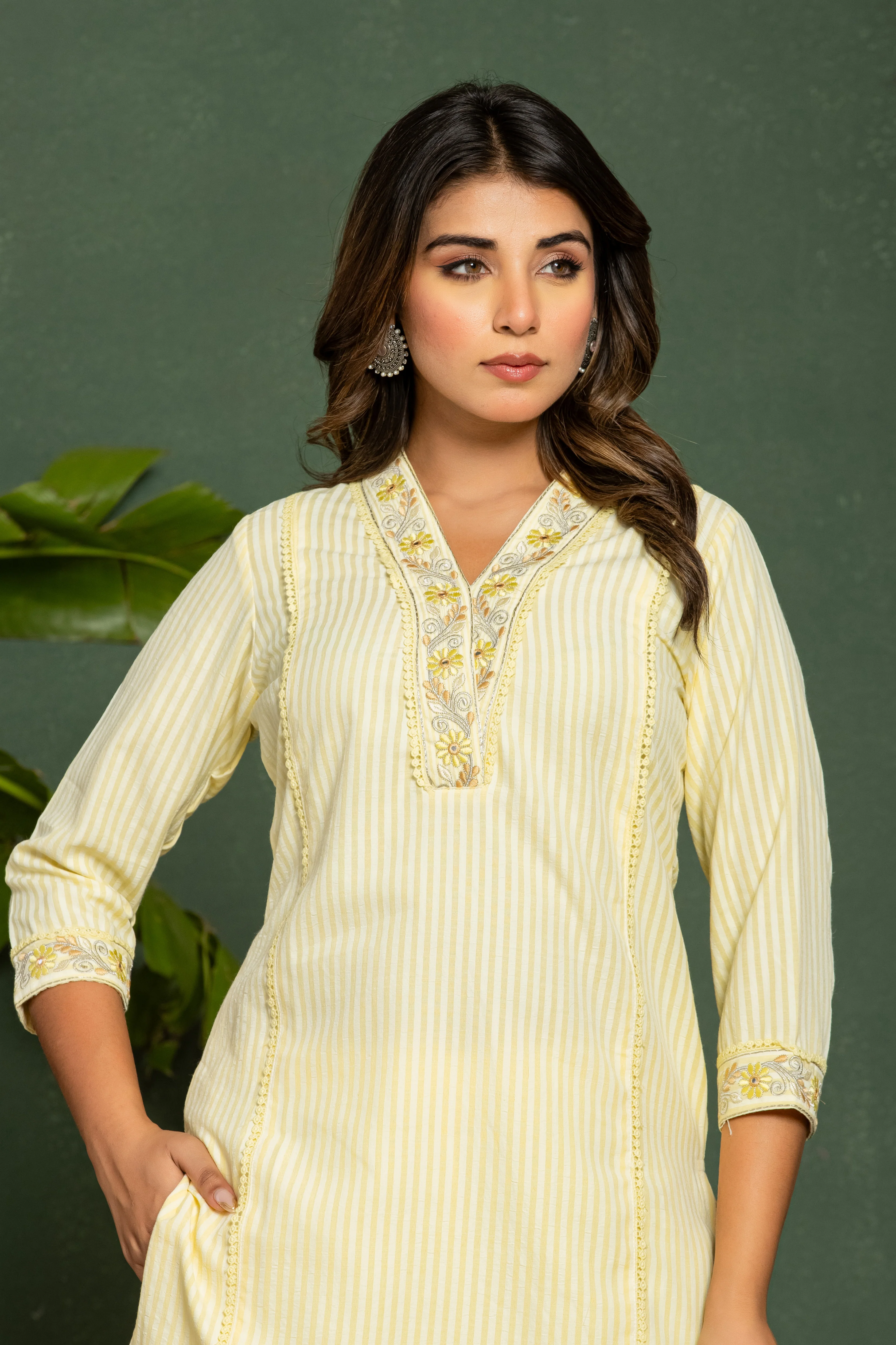 ITI DAFFODIL COTTON KURTA PANT SET - Image 2