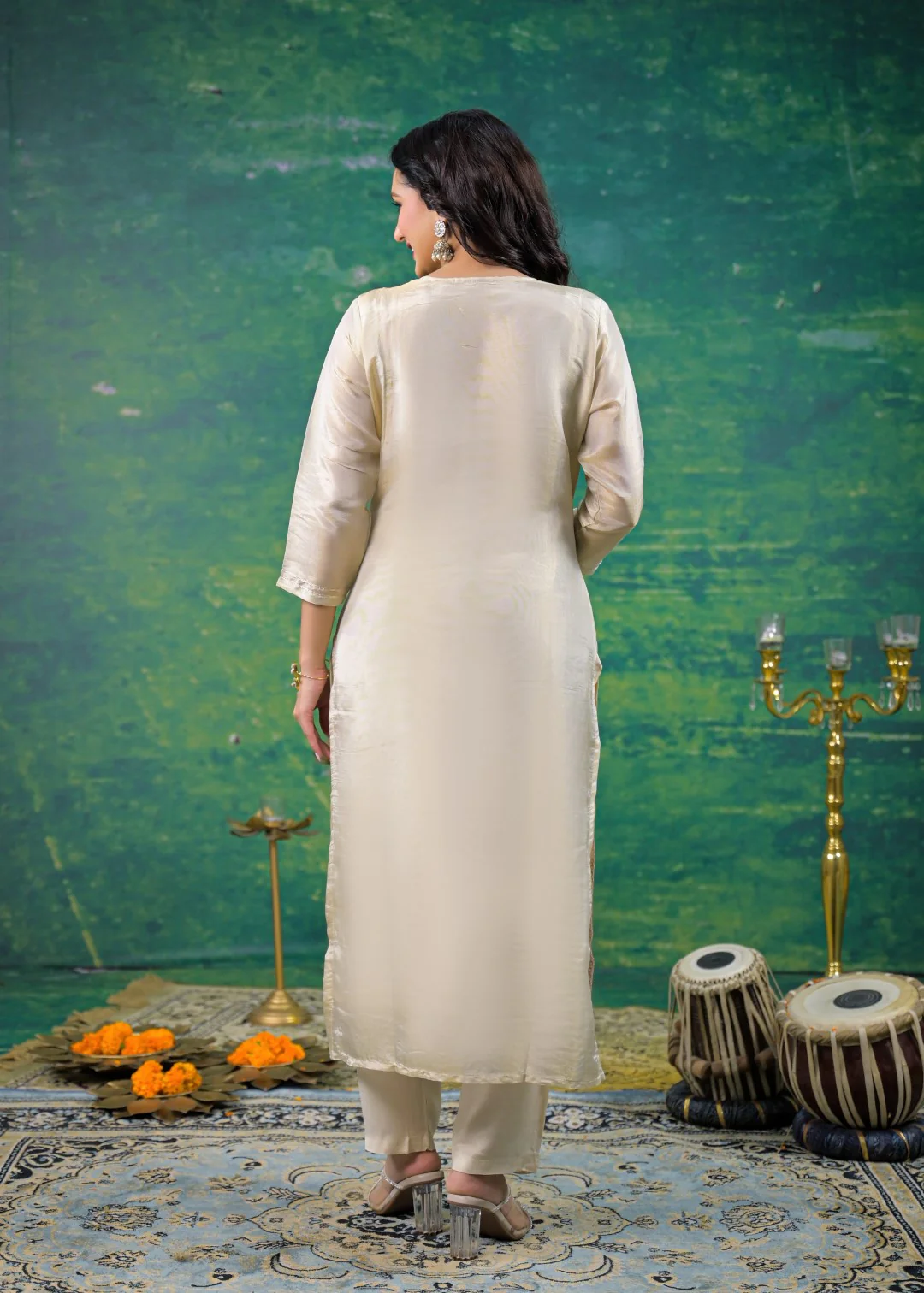 Mahi Fog Embroidered Suit Set - Image 3