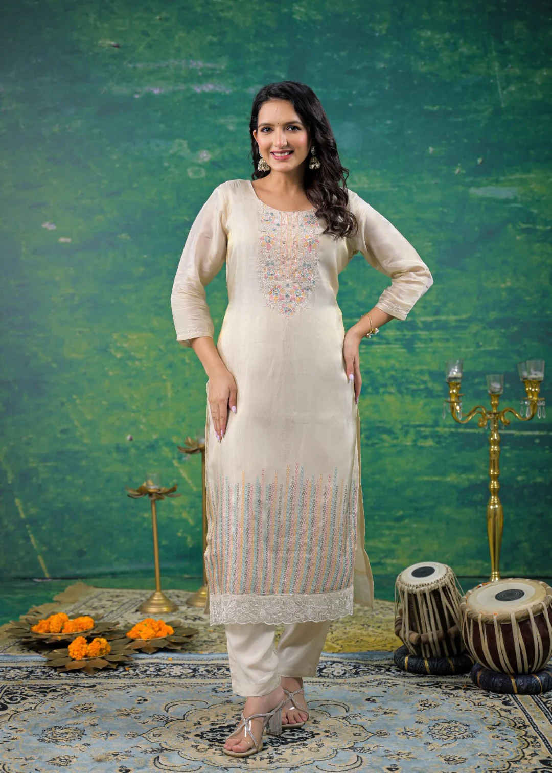 Mahi Fog Embroidered Suit Set - Image 4