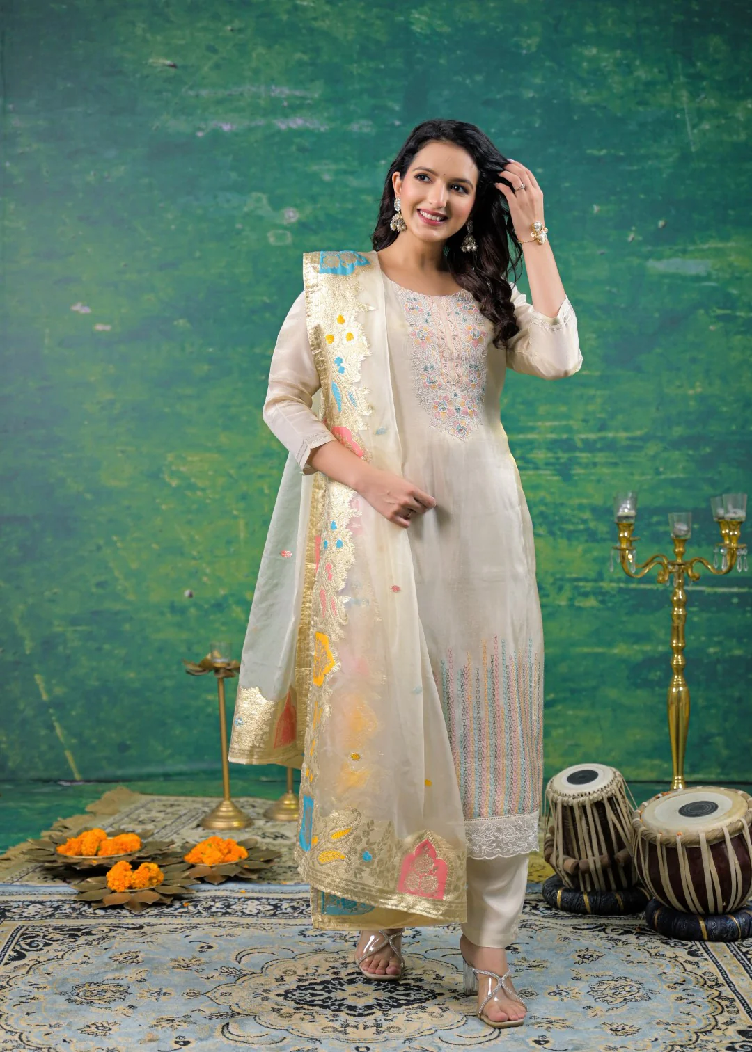 Mahi Fog Embroidered Suit Set - Image 8