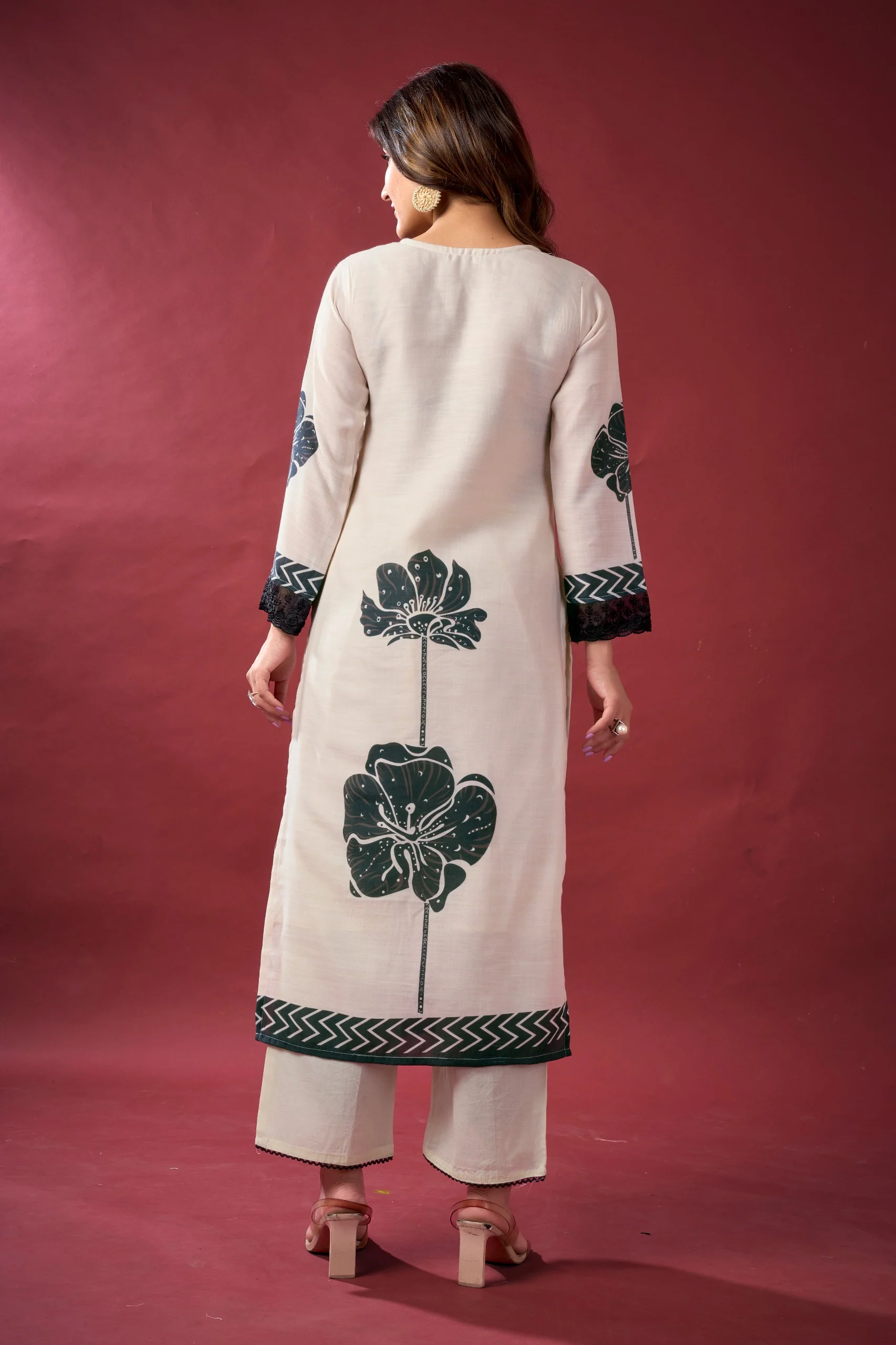Niladri misrionyx Lawn Suit Set - Image 11