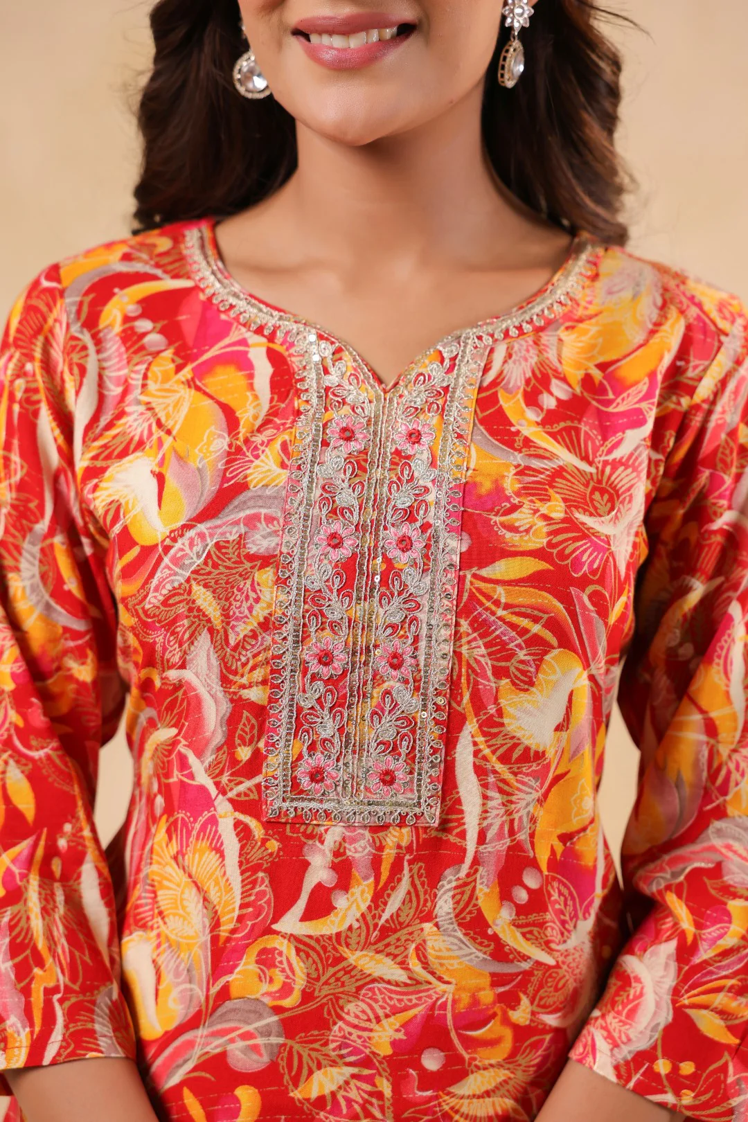 Varisha Coral Printed Work Kurti - Image 7