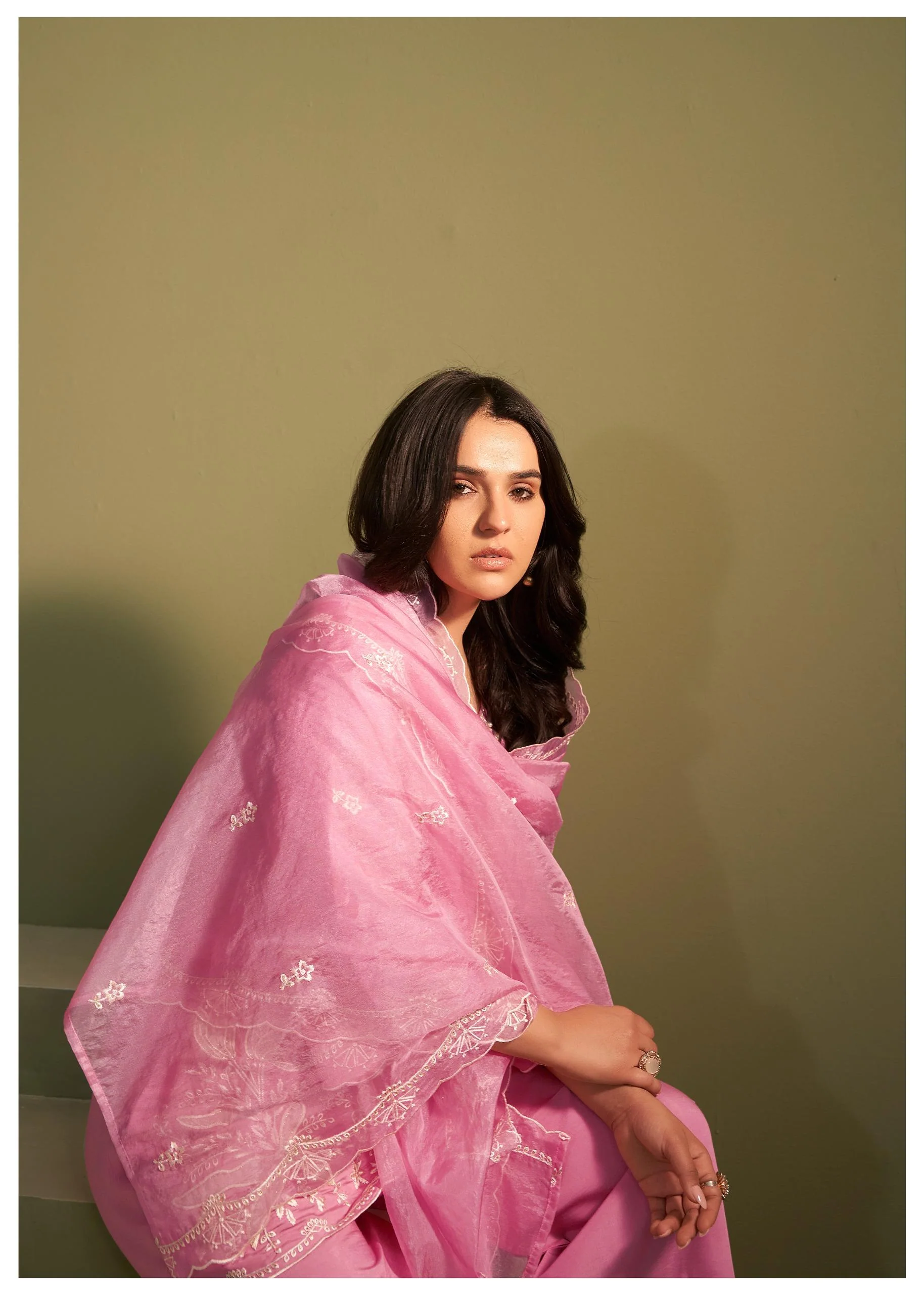 Ira Punch Embroidery Suit set - Image 5