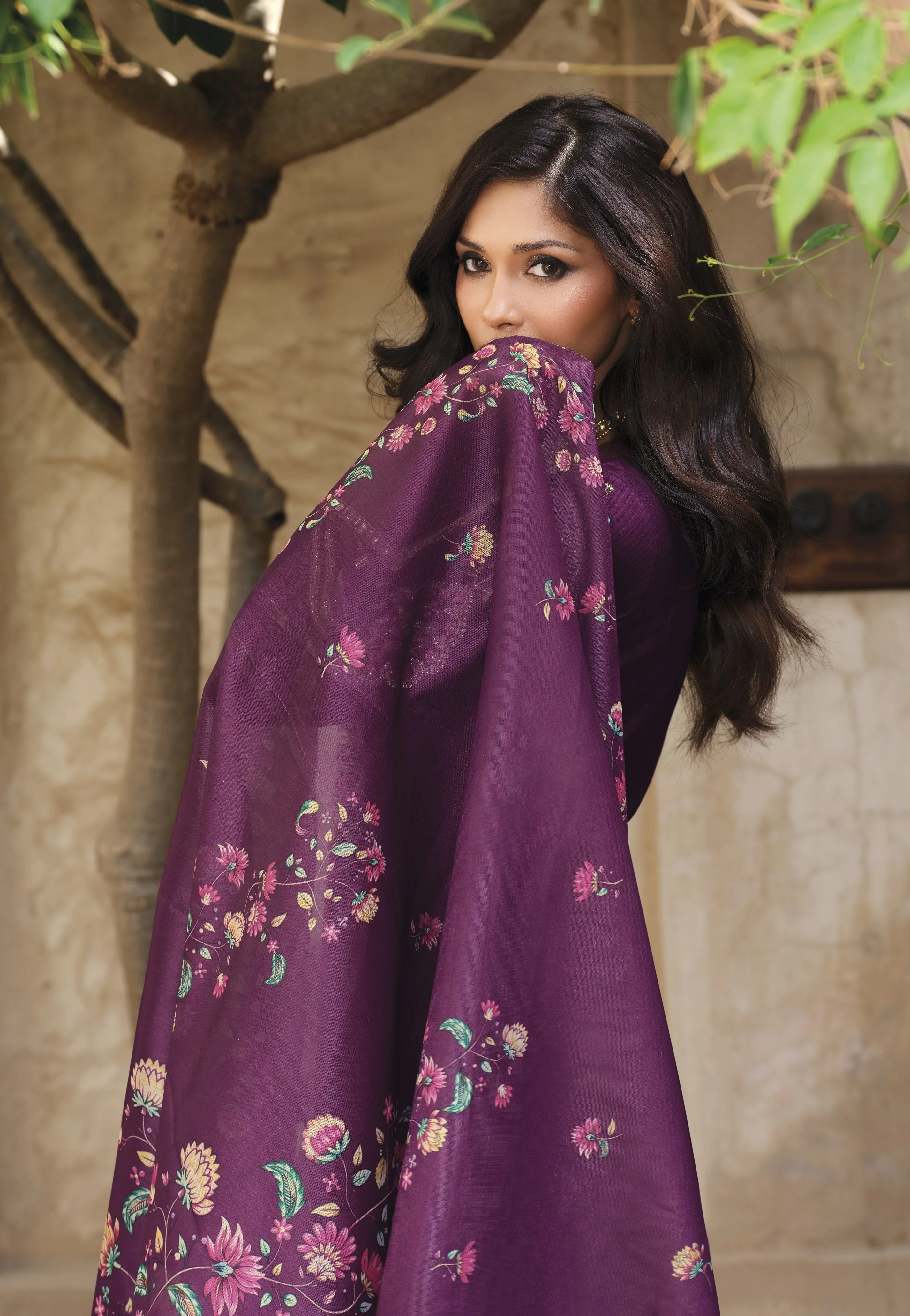 Falaknama Orchid Full Work Suit Set - Image 3
