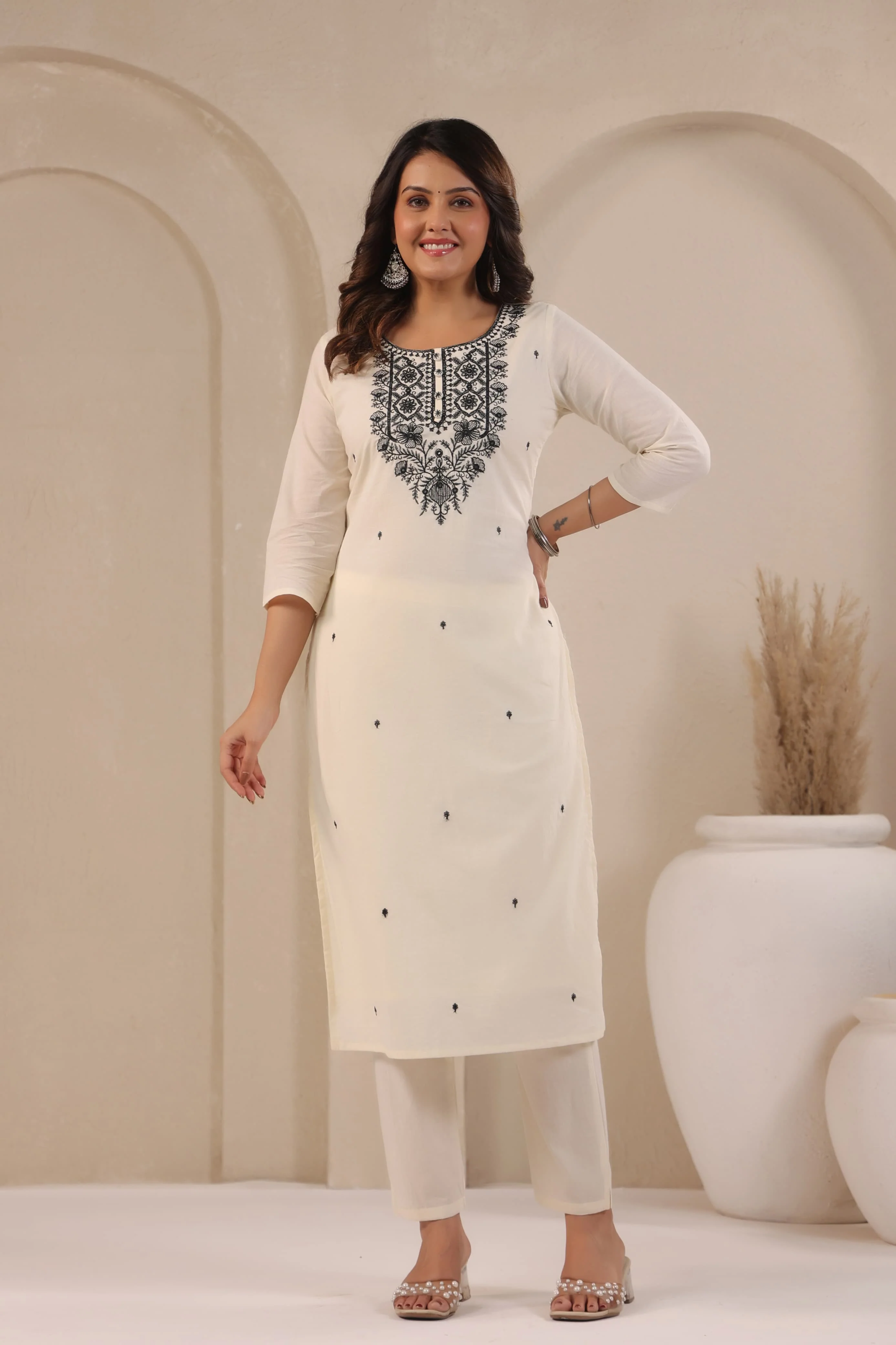 SAGARIKA NOIR EMBROIDERED COTTON SUIT SET - Image 8