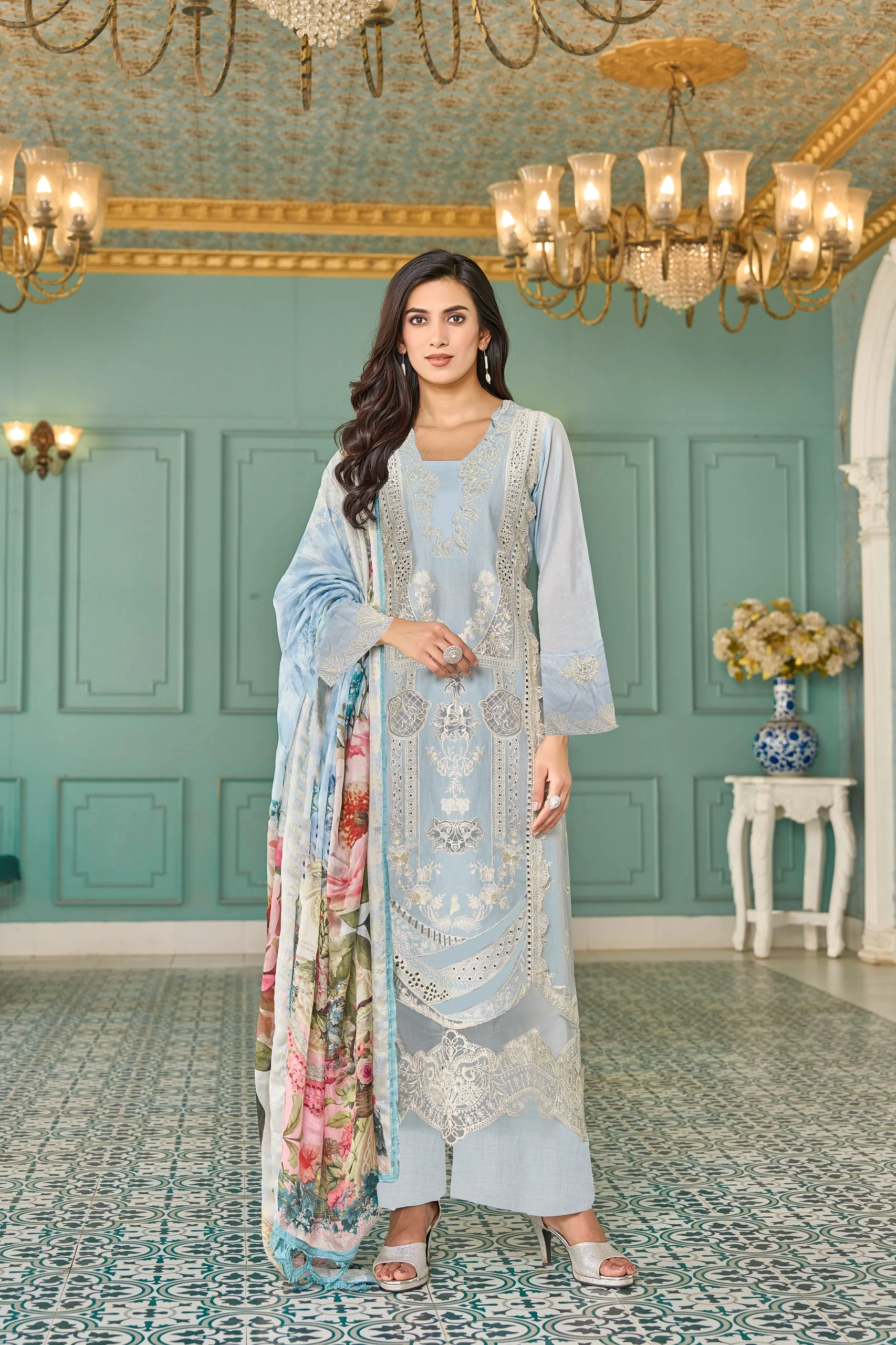 Ayat sky Premium Embroidery Lawn Suit Set - Image 4