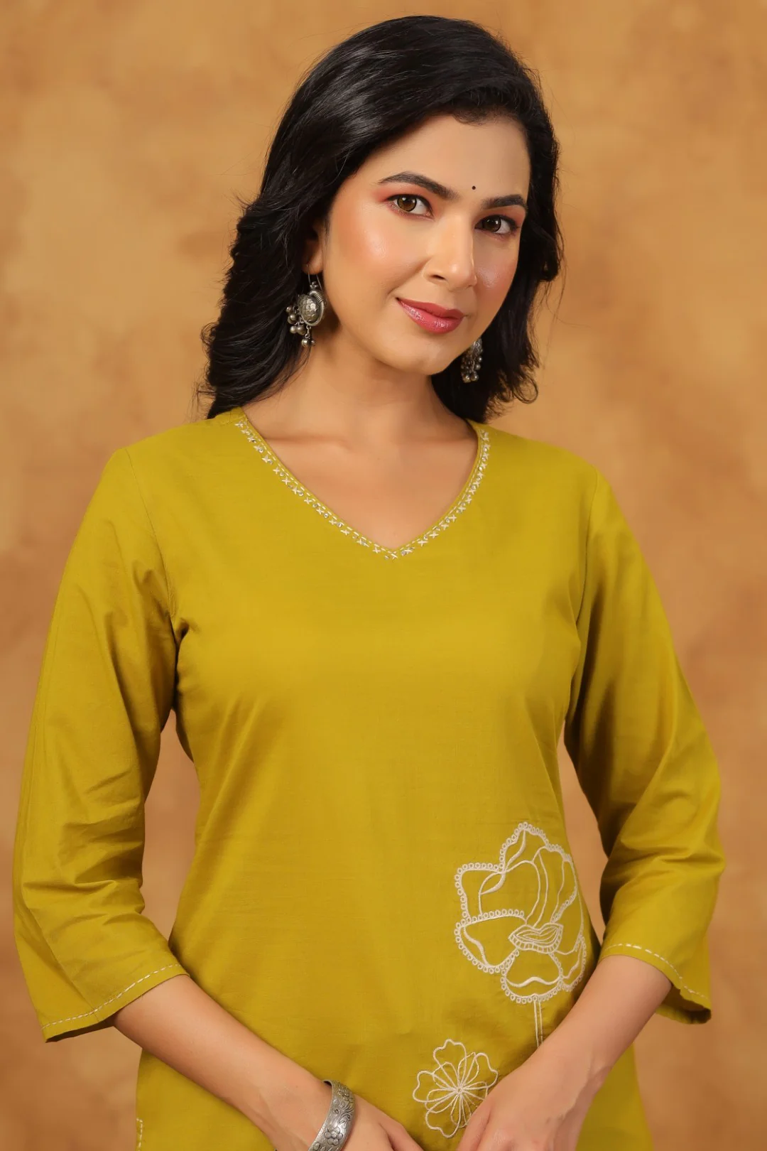 Ridhika Pear Cotton Embroidered Kurta Pant Set - Image 2