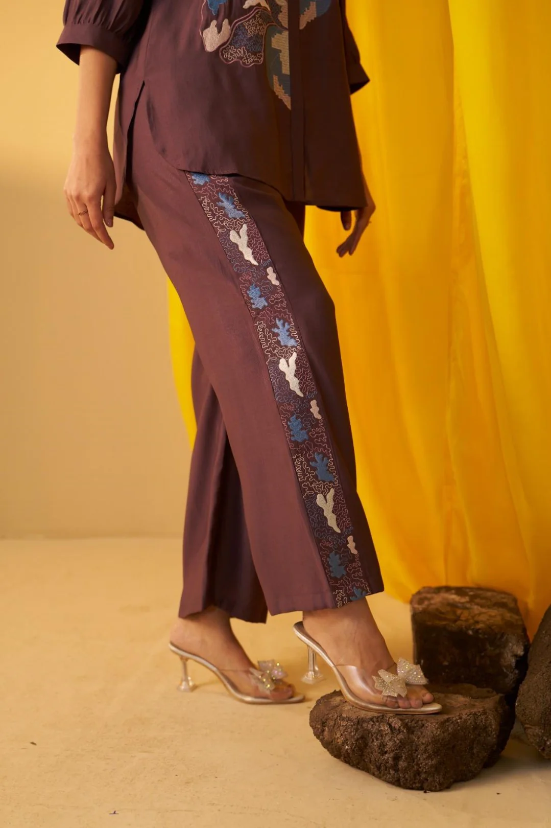 Tisca choccy embroidery co-ord set - Image 3