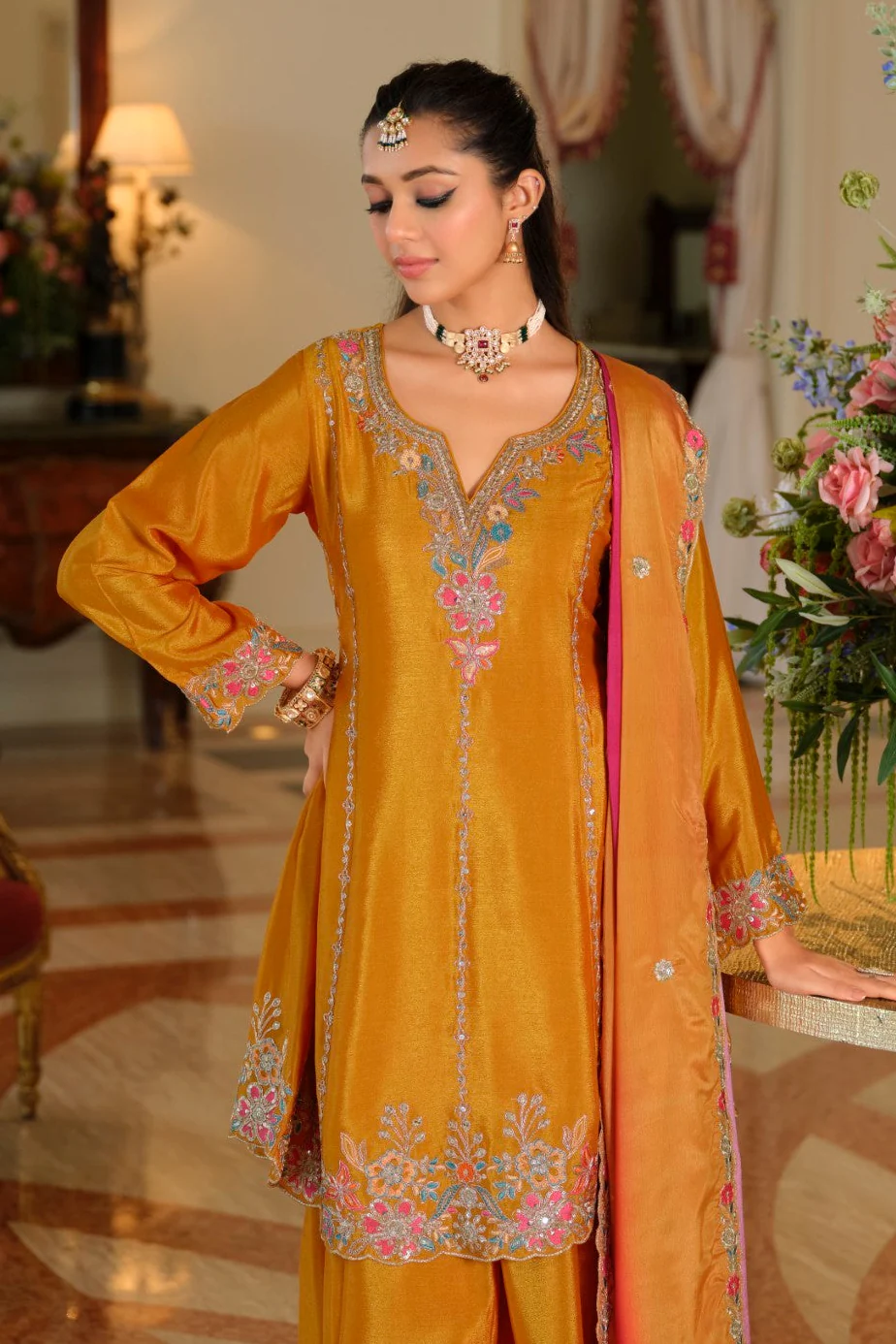 Areesa canary full work suit set - Image 2