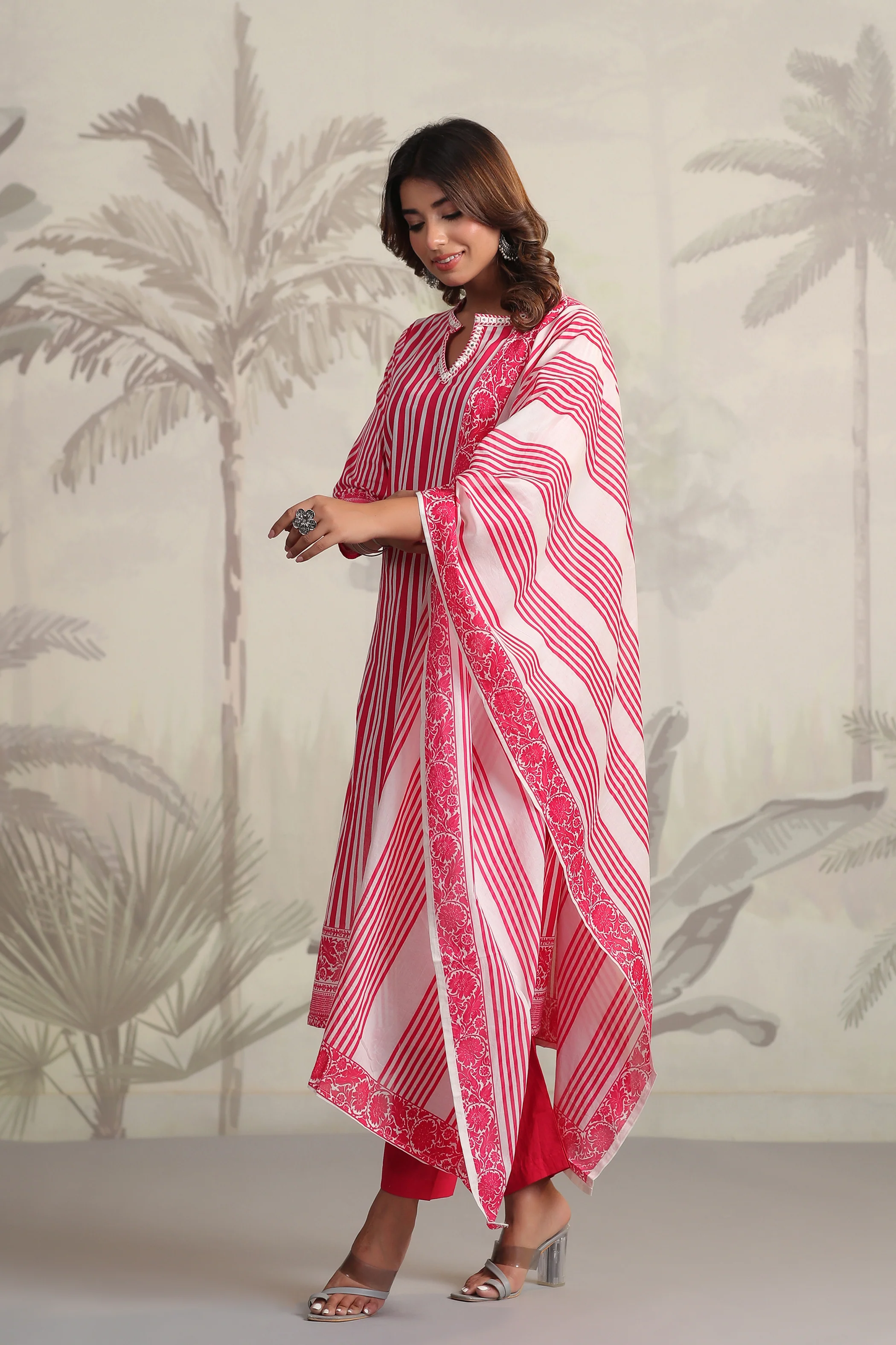Yachi Crimson Cotton Suit Set - Image 6