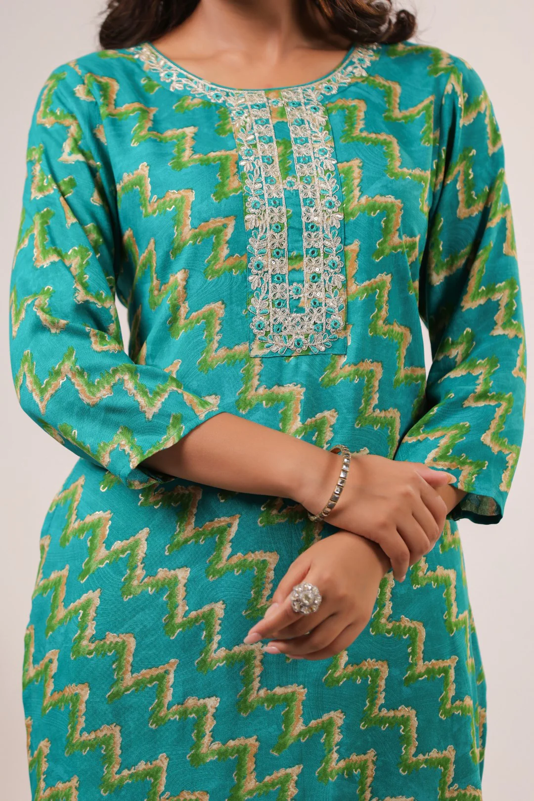 Varisha Verdigris Printed Work Kurti - Image 6