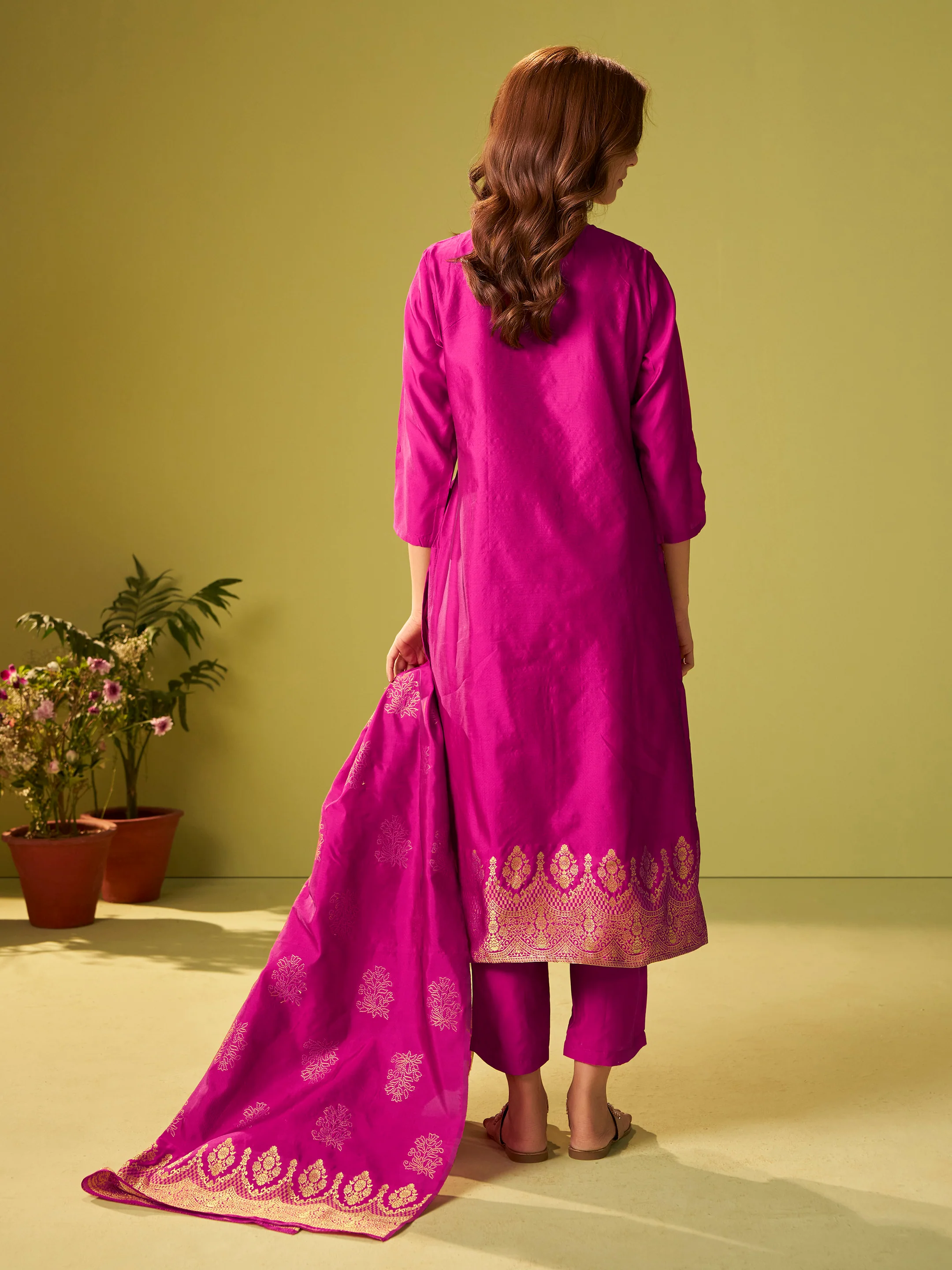 Nisha Rose Heavy Suit Set - Image 3