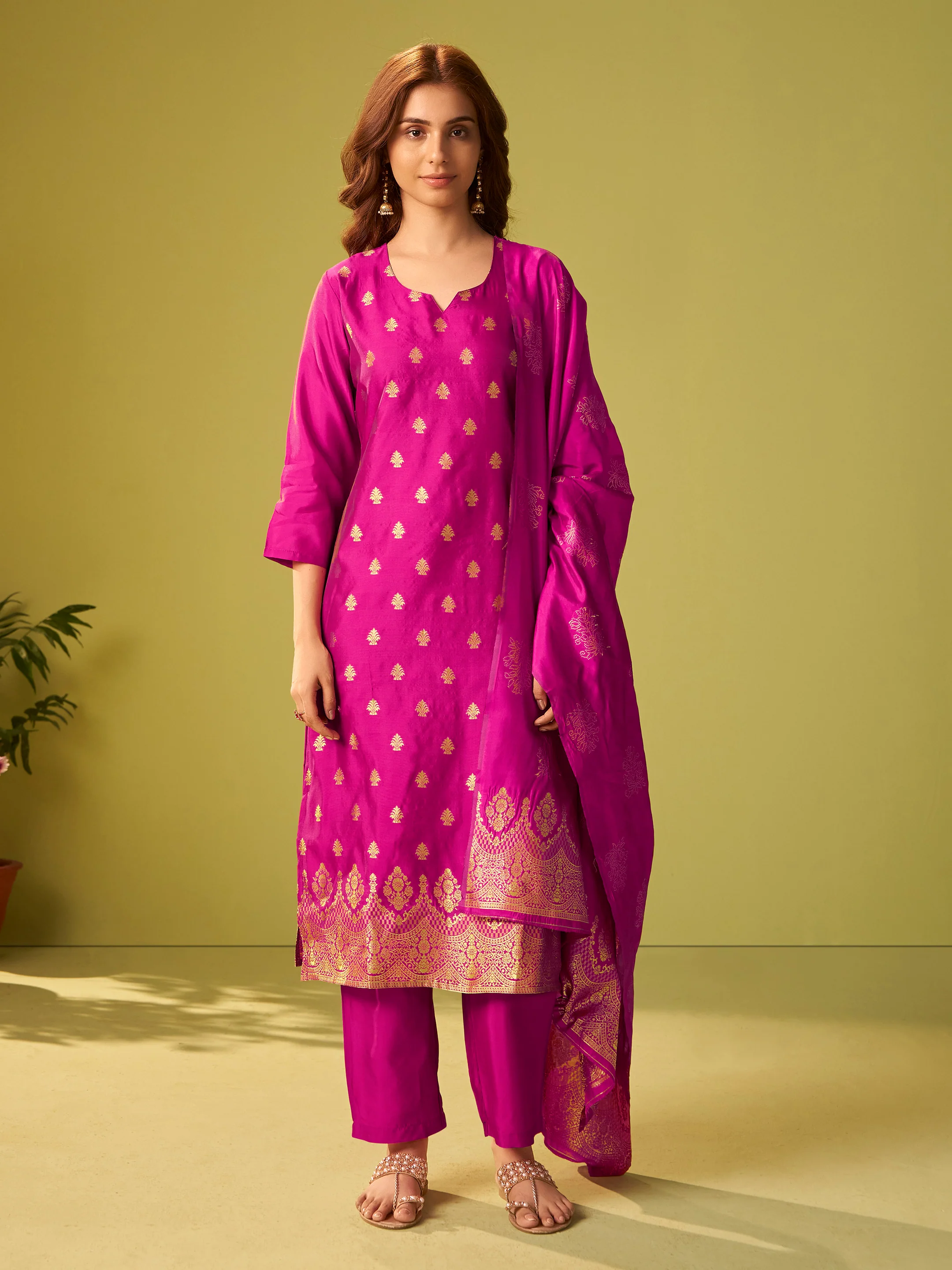 Nisha Rose Heavy Suit Set - Image 4