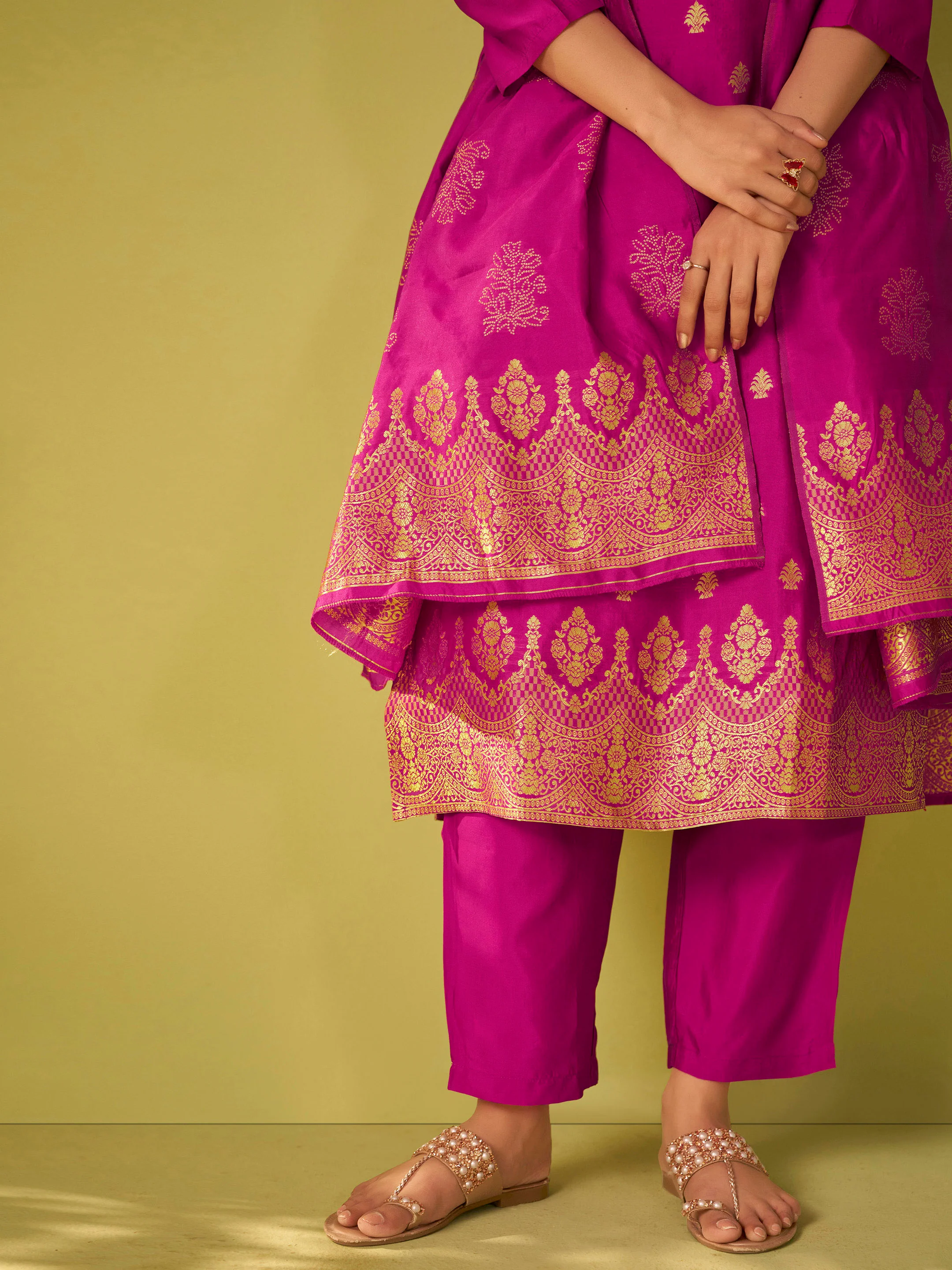 Nisha Rose Heavy Suit Set - Image 6