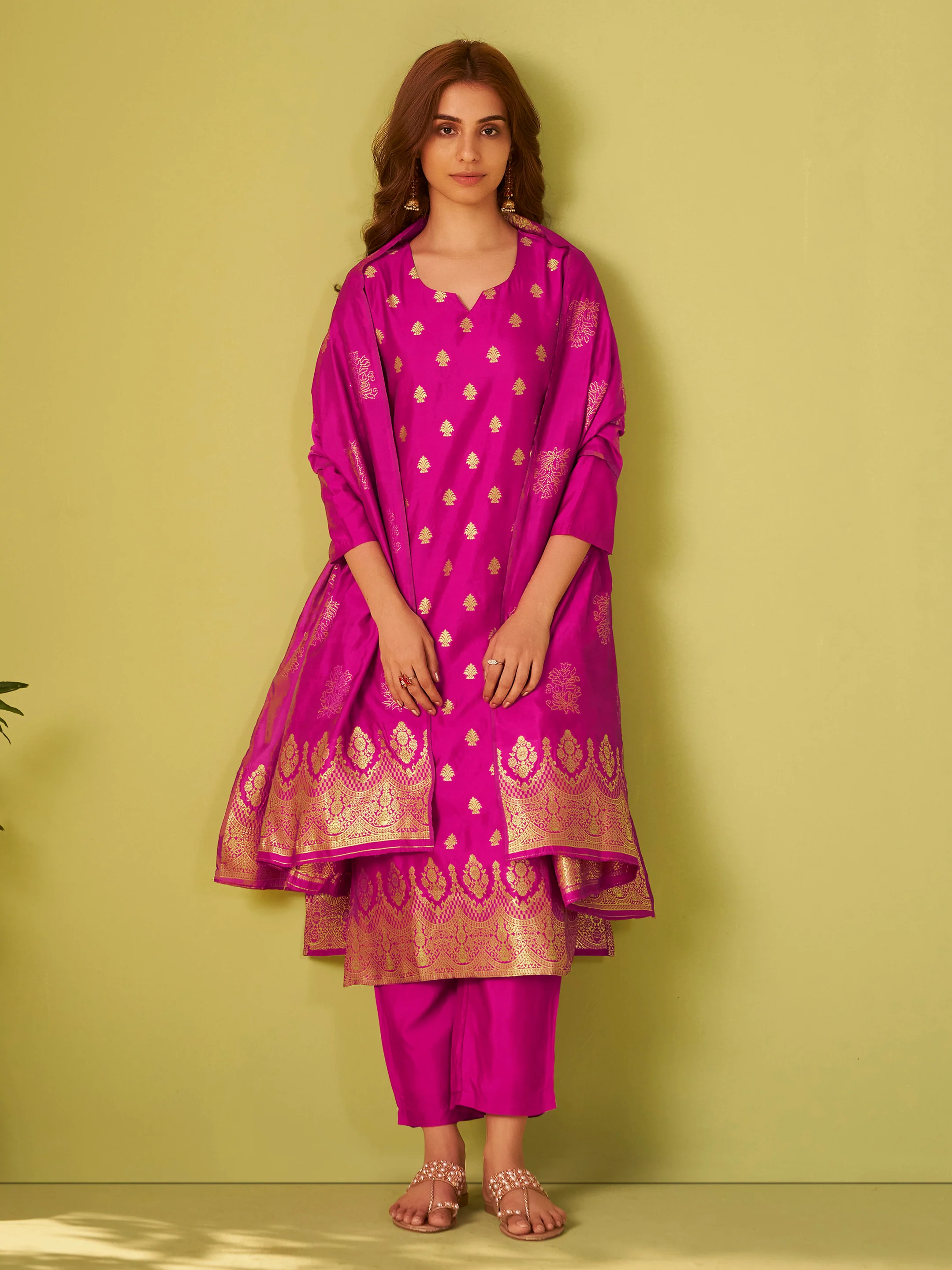 Nisha Rose Heavy Suit Set - Image 8