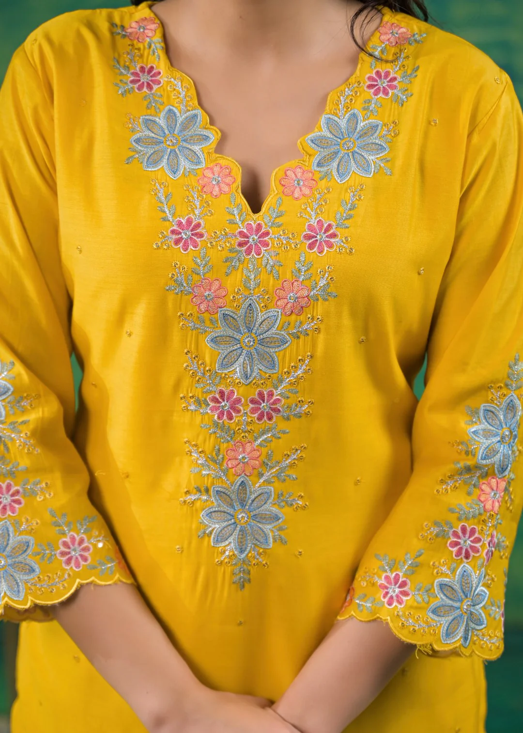 Ivy Amber Embroidered Kurta Pant Set - Image 7