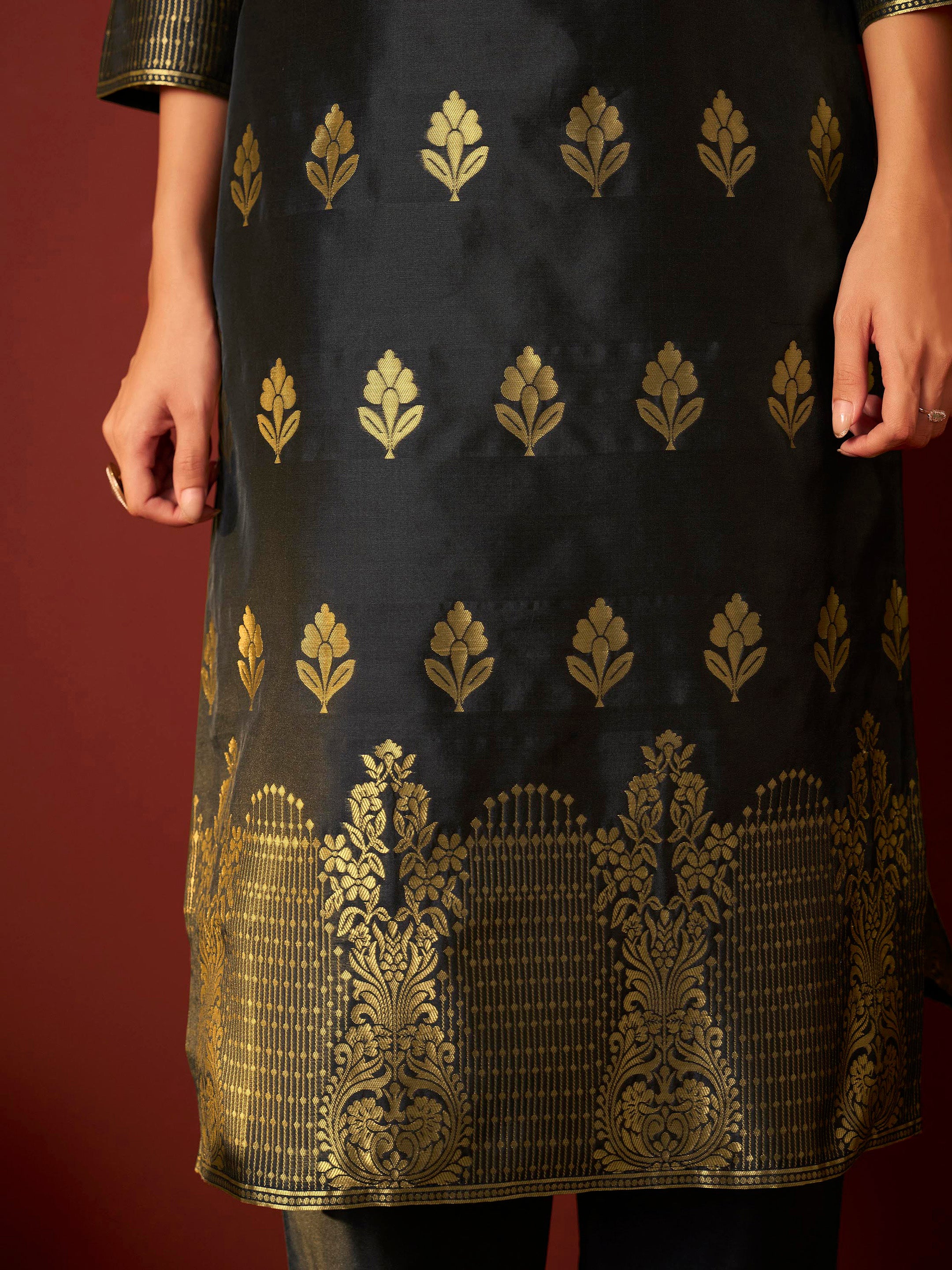 Nisha Onyx Heavy Suit Set - Image 5