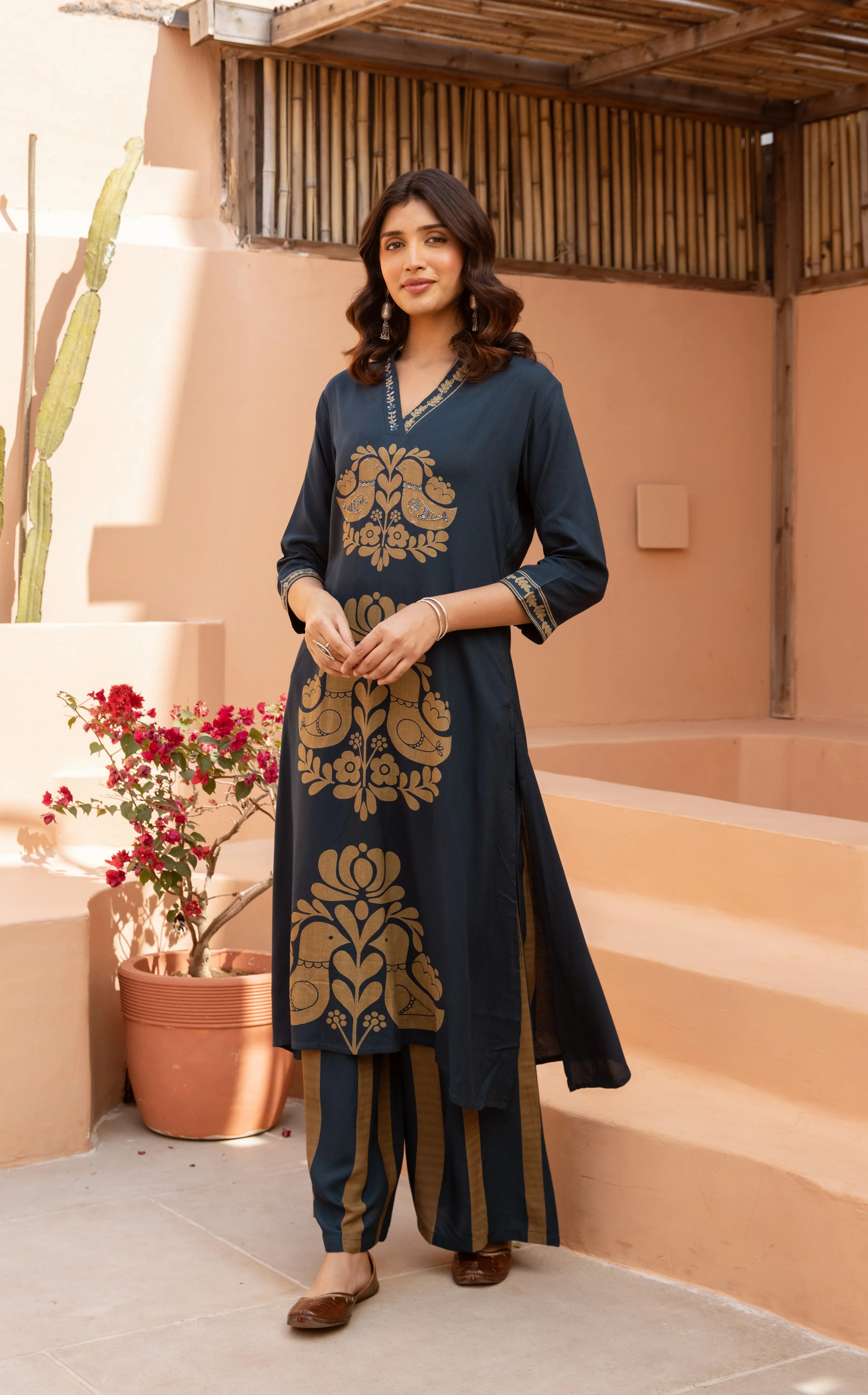 Bakul hibis Printed Kurta pant set - Image 5