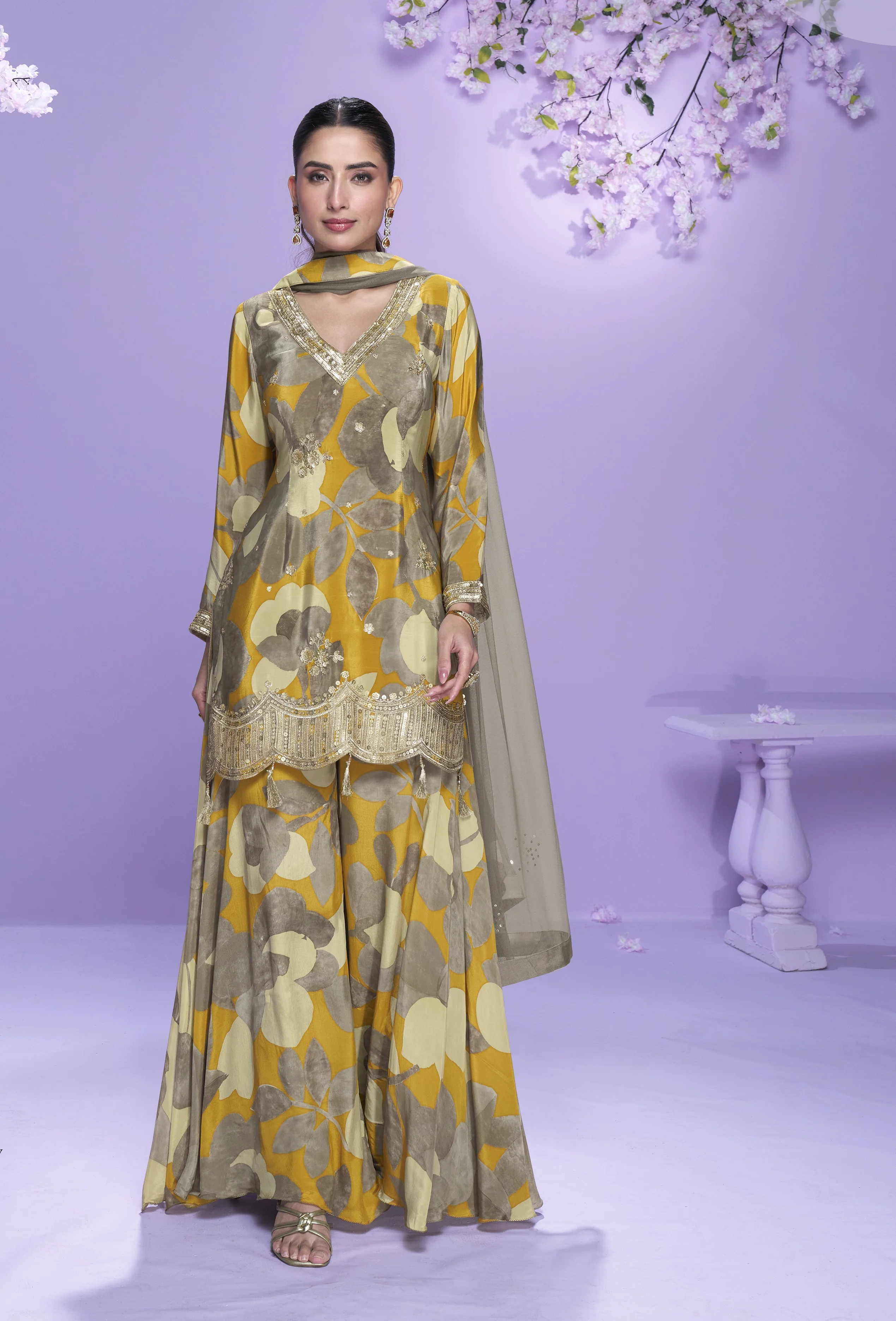 Tarkash castor Full work sharara set - Image 4