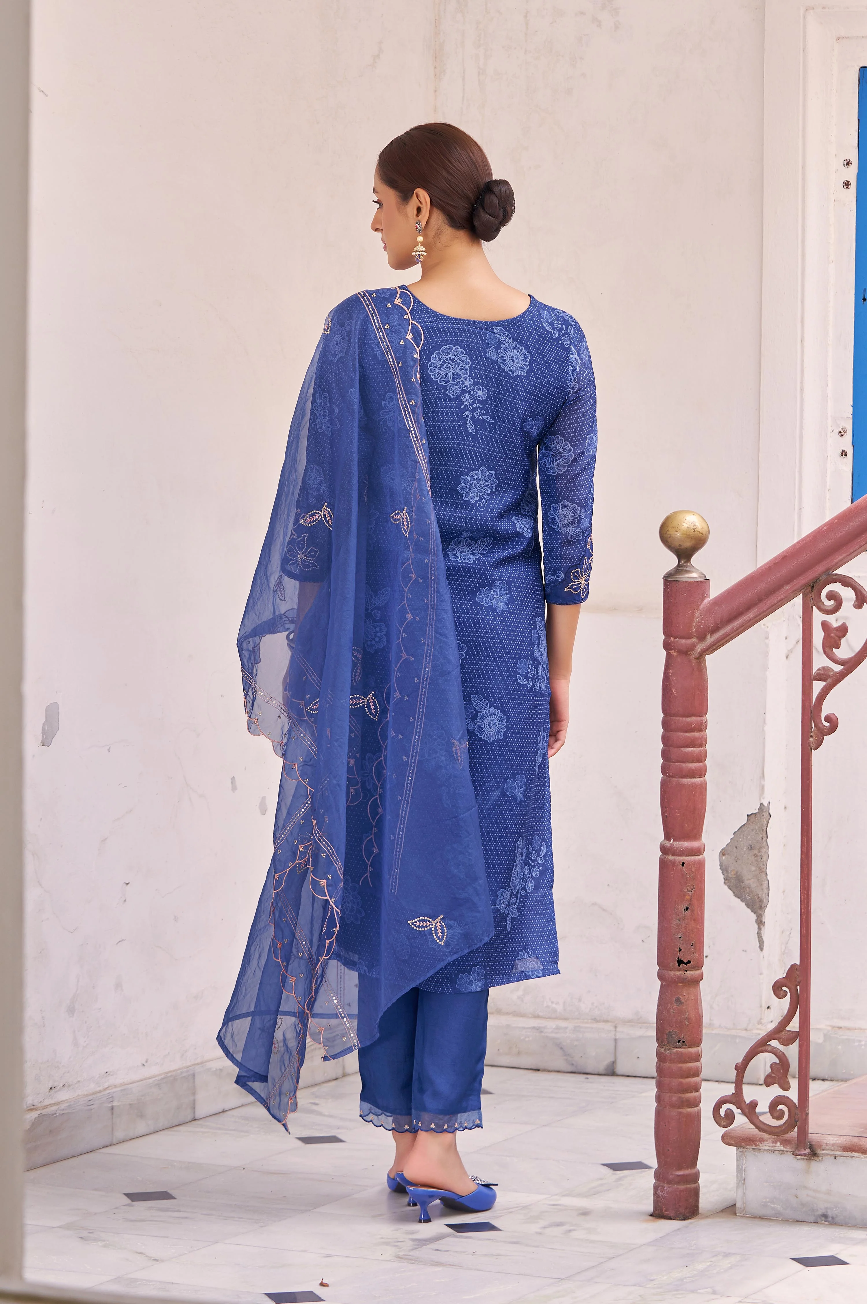 Nisha Indi Printed Work Suit Set - Image 3