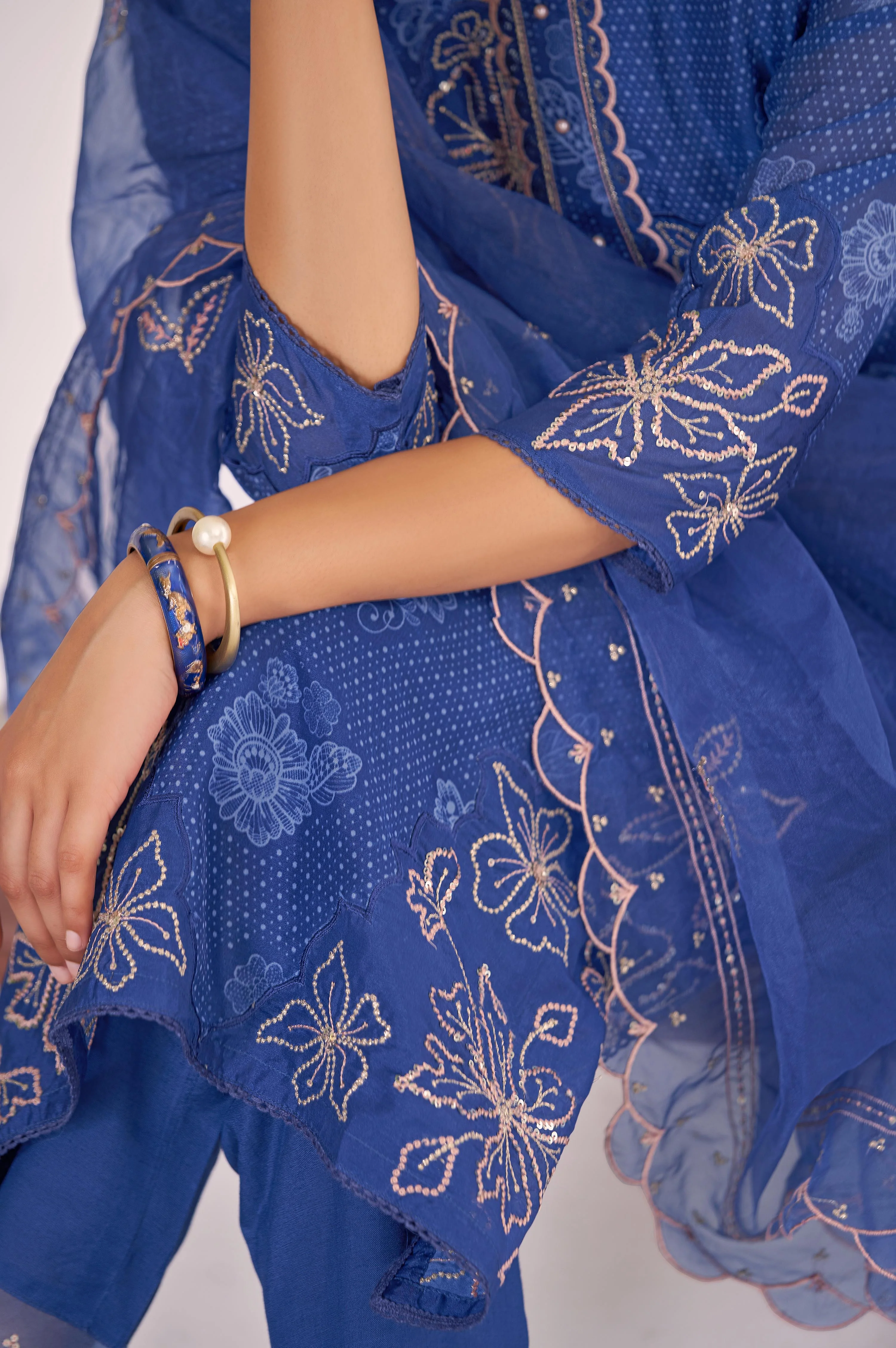 Nisha Indi Printed Work Suit Set - Image 7
