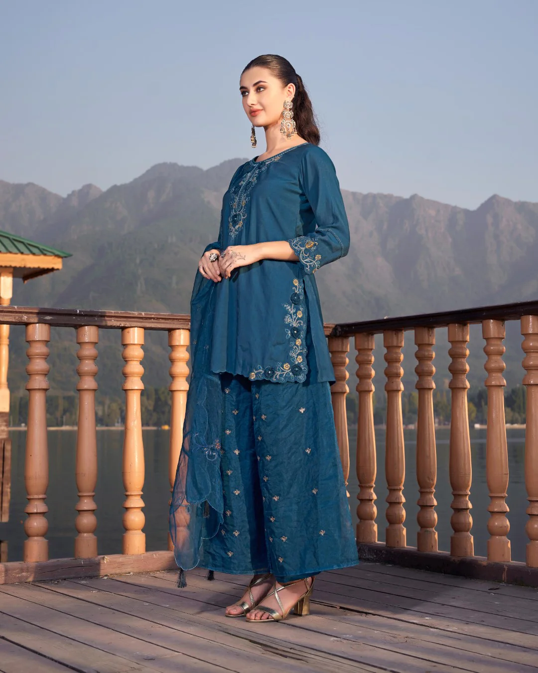 Nisha Casal Embroidered Suit Set - Image 10
