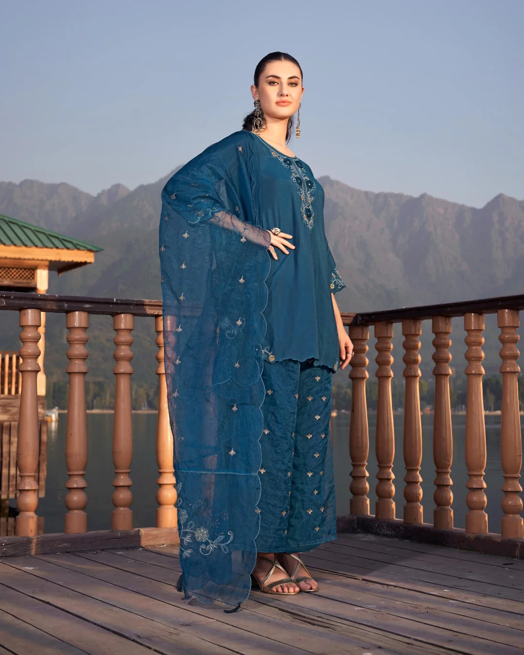 Nisha Casal Embroidered Suit Set - Image 11
