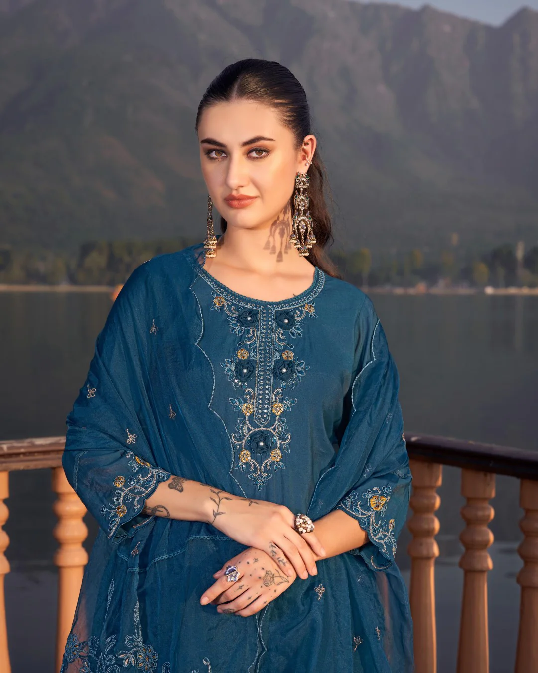 Nisha Casal Embroidered Suit Set - Image 2
