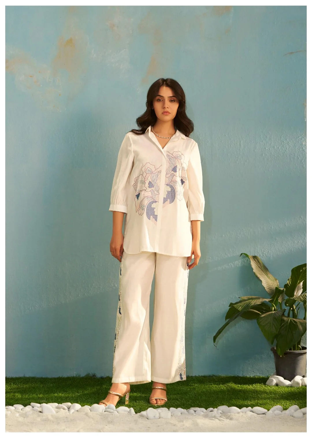 Tisca Daisy embroidery co-ord set - Image 5