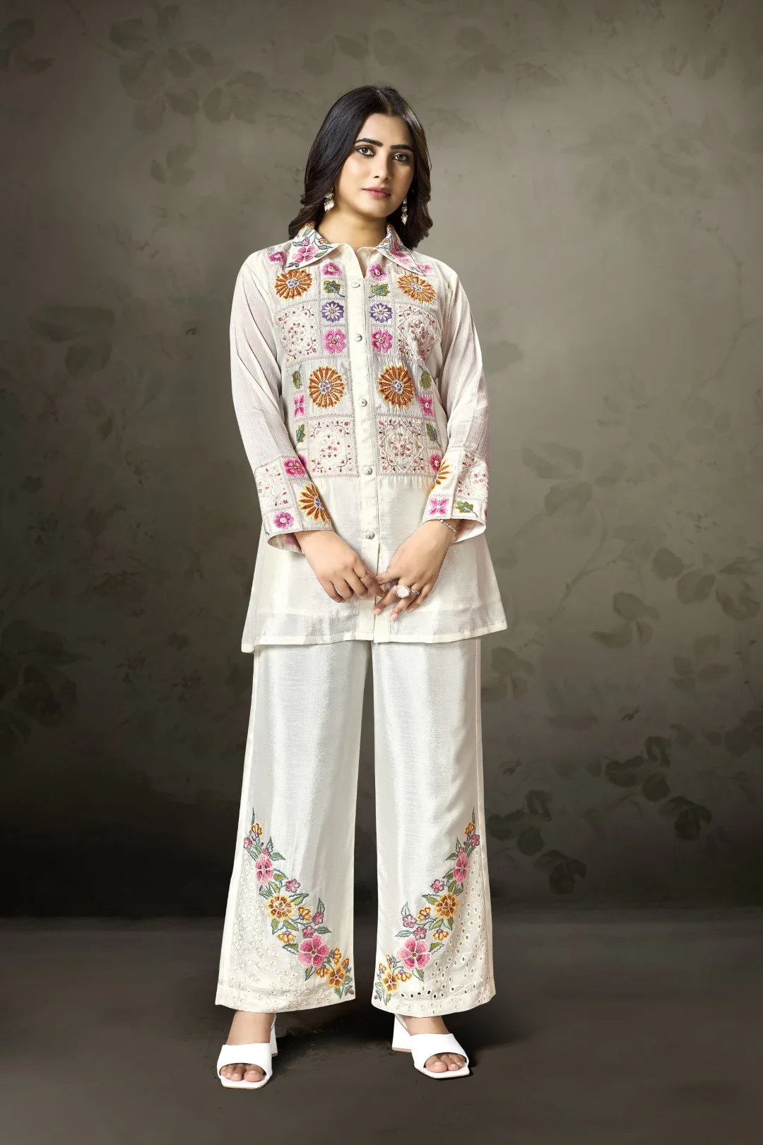 Sangini harp full work co-ord set - Image 5