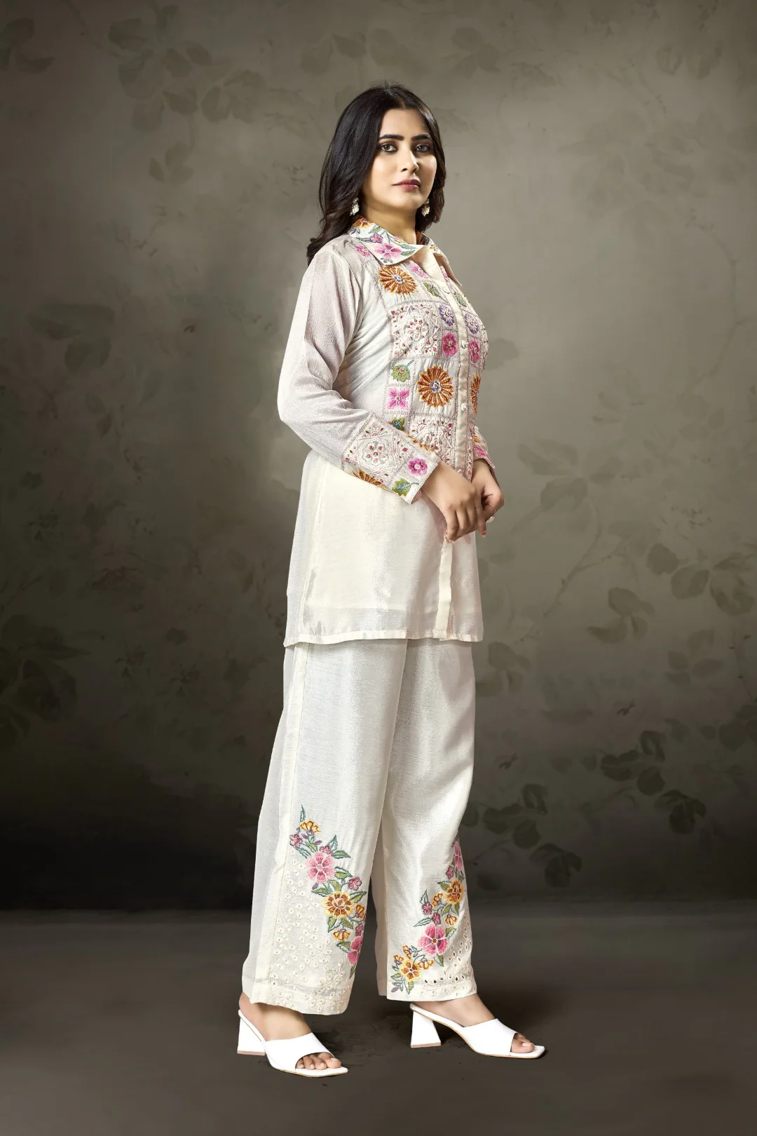 Sangini harp full work co-ord set - Image 6
