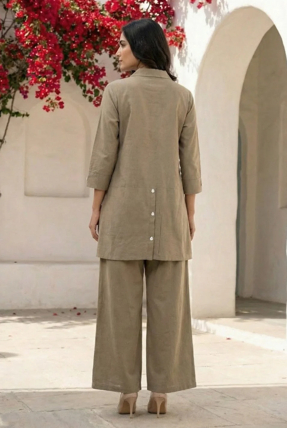 Sargi tan embroidery cotton co-ord set - Image 3