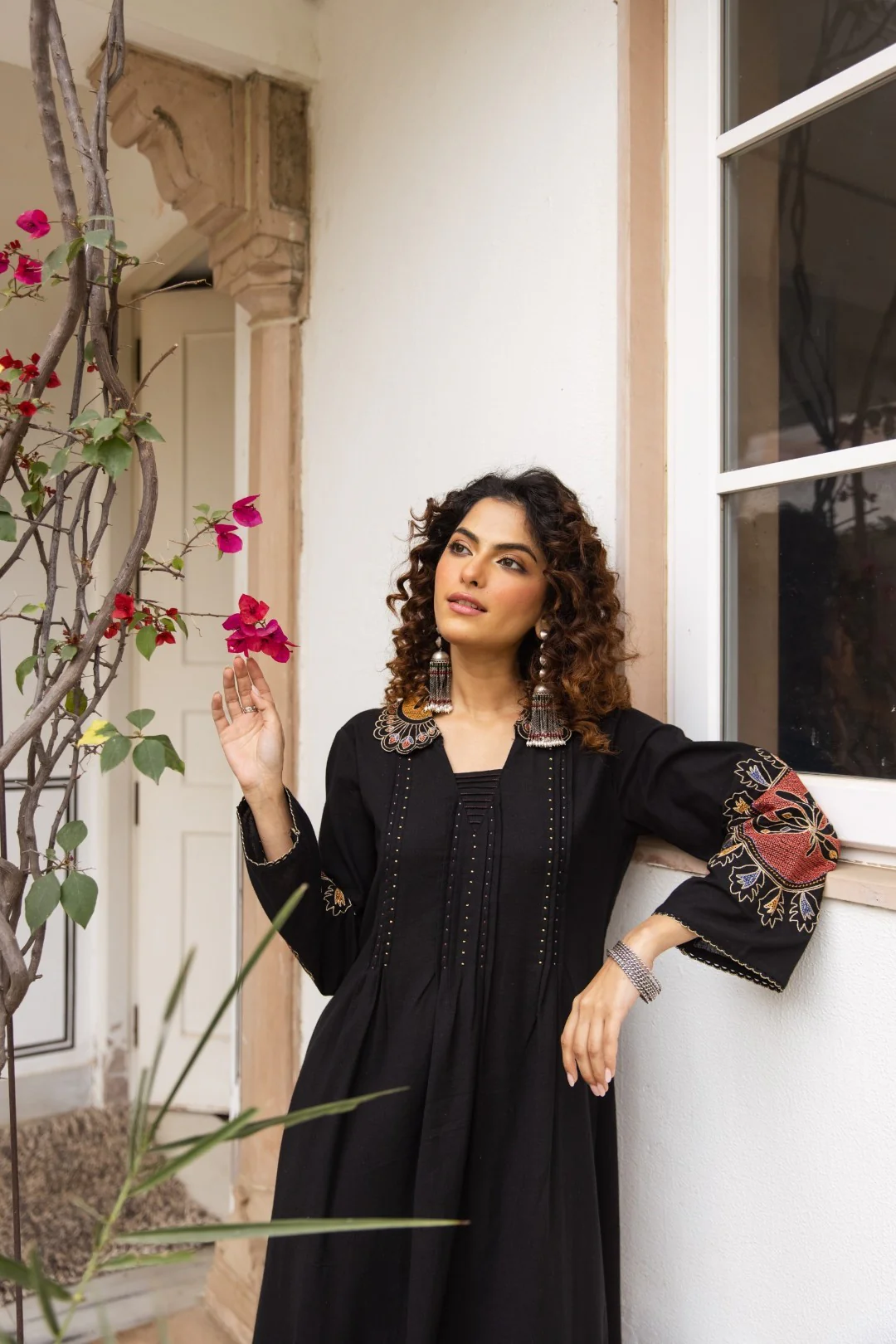 Karen ebony embroidery kurta pant set - Image 4